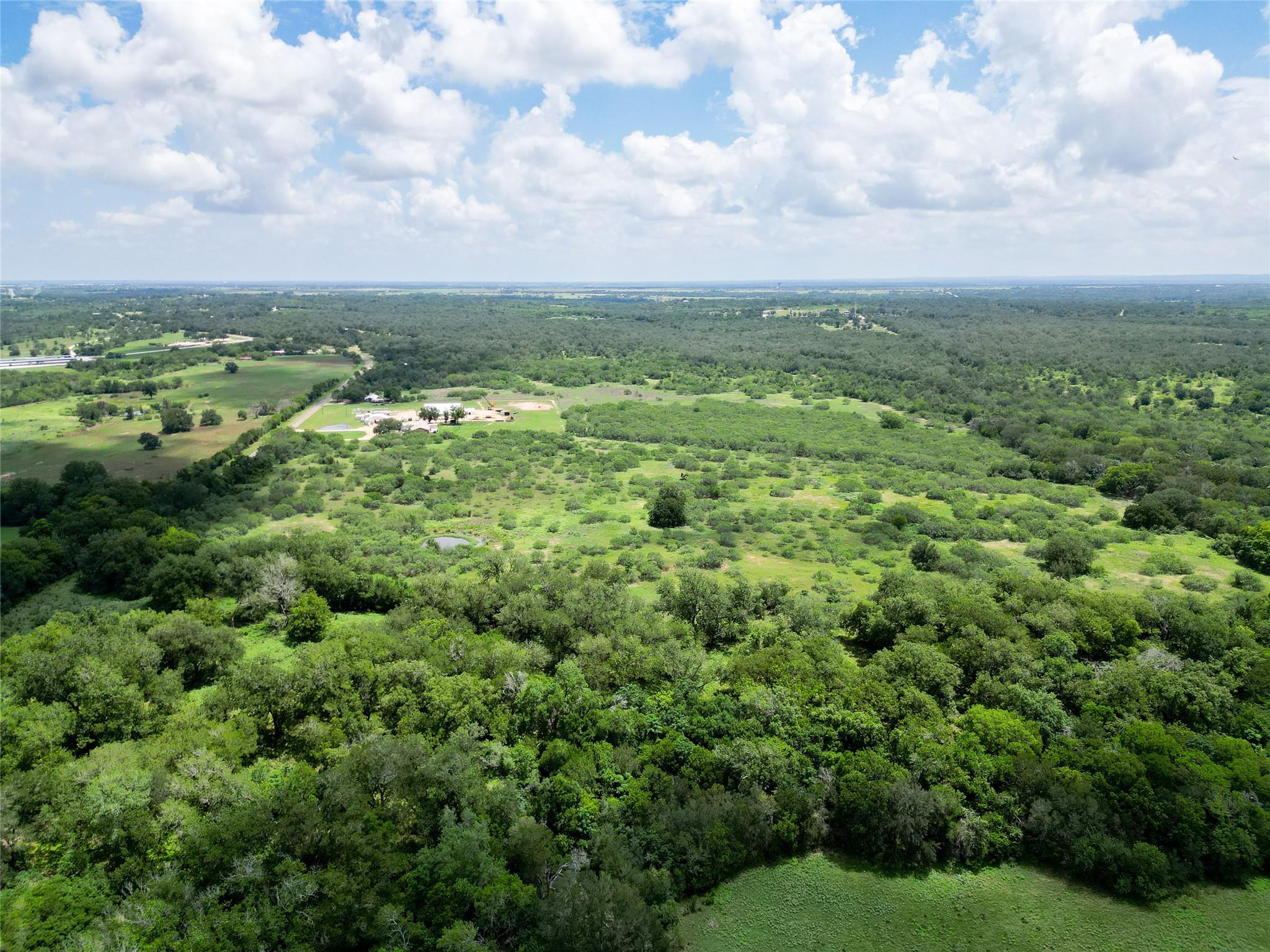 000 FM 671, Luling, TX 78648