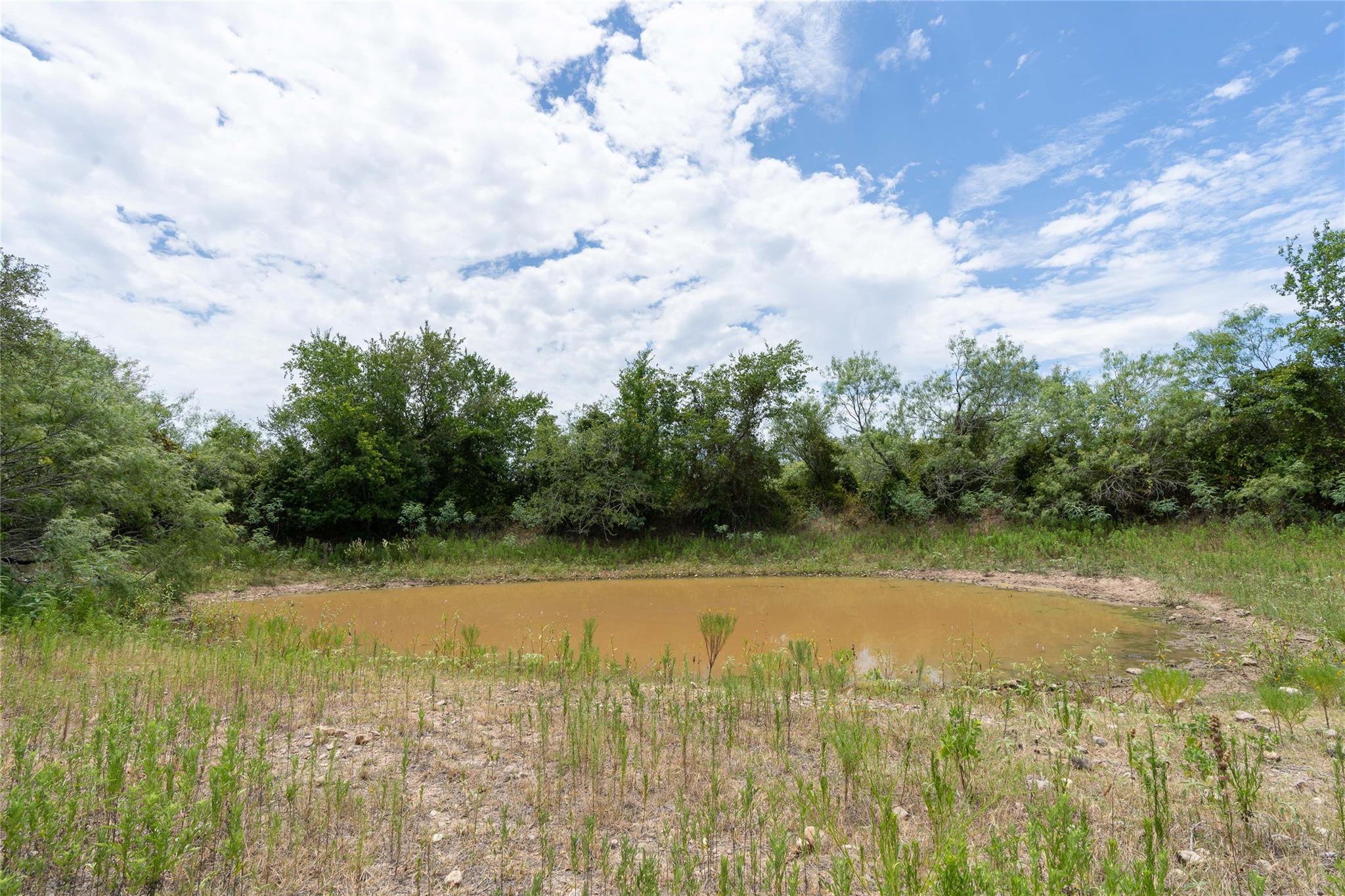 000 FM 671, Luling, TX 78648