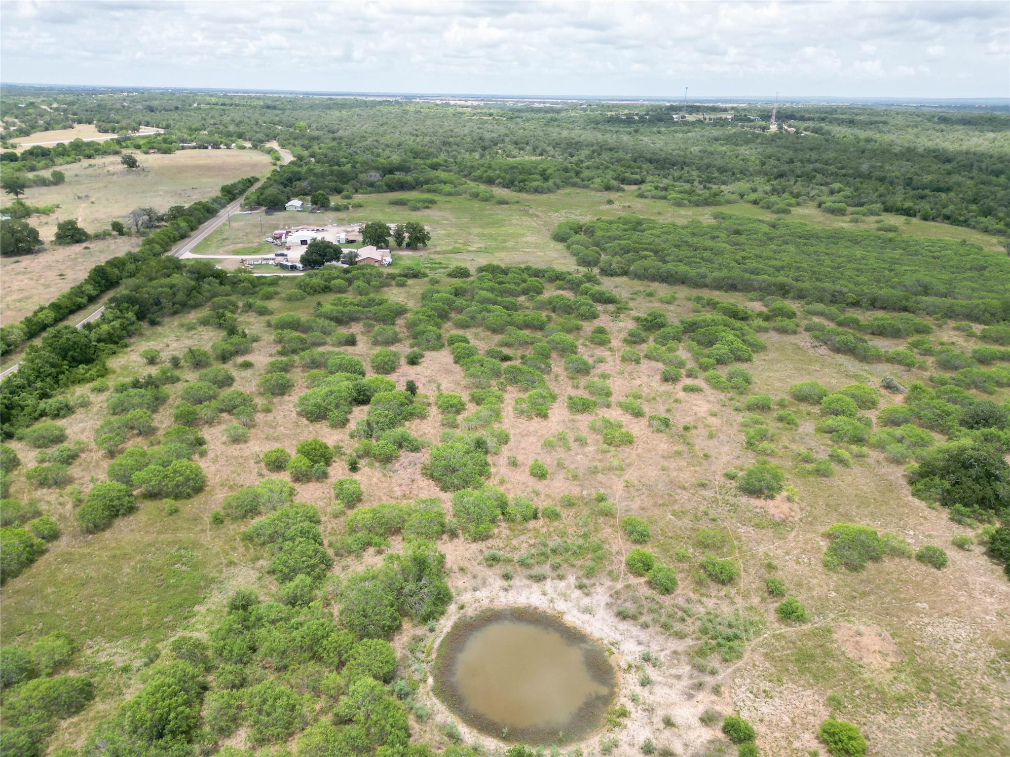 000 FM 671, Luling, TX 78648