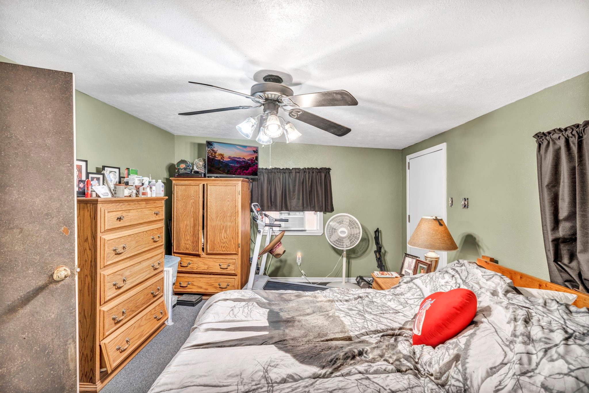 148 Milam Ln, Bastrop, TX 78602