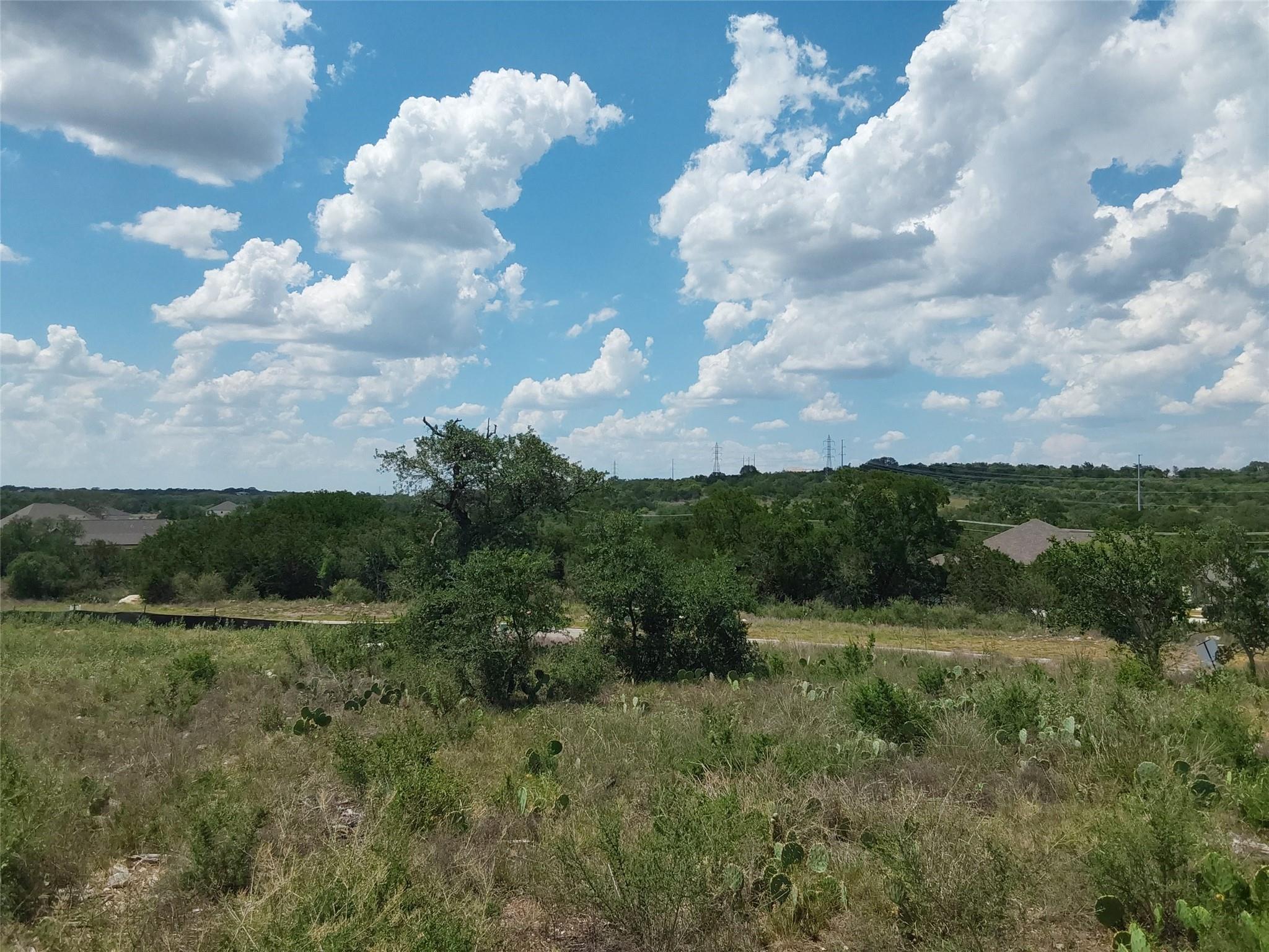 313 EAGLE BASIN Cir, Spicewood, TX 78669