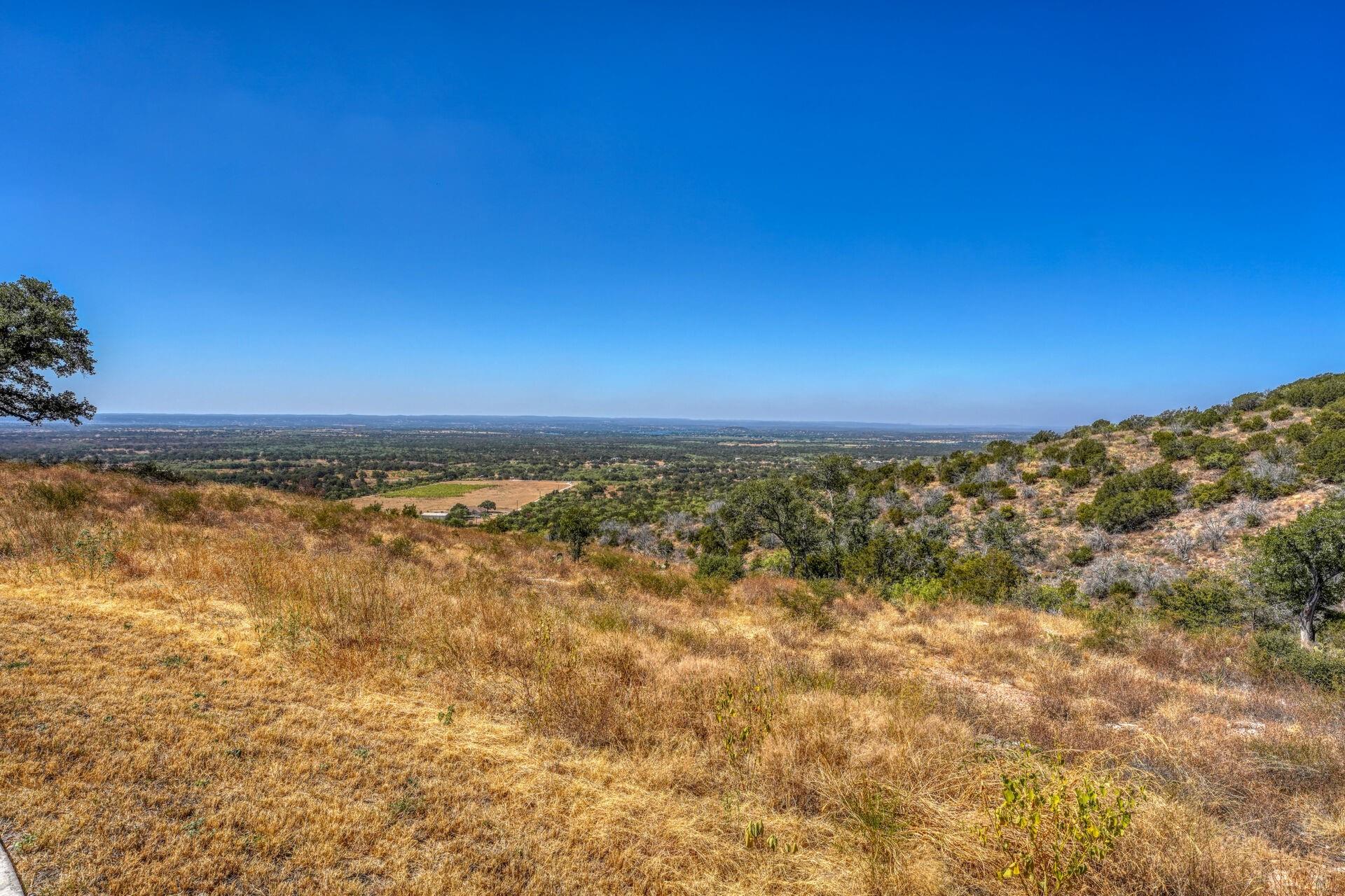 21 Southview Ct, Kingsland, TX 78639