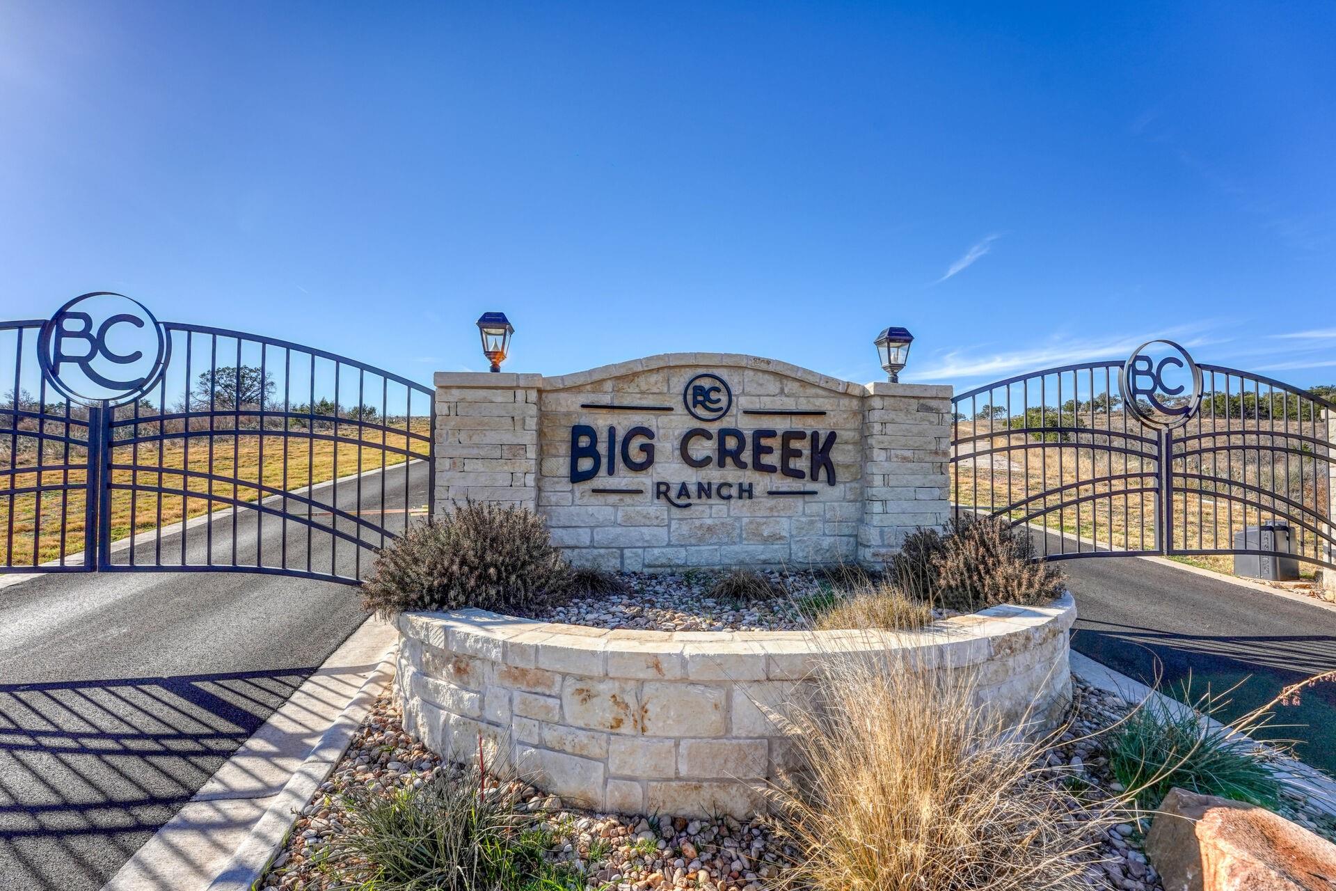 21 Southview Ct, Kingsland, TX 78639