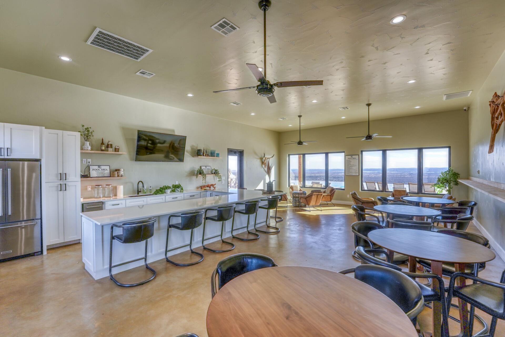 21 Southview Ct, Kingsland, TX 78639