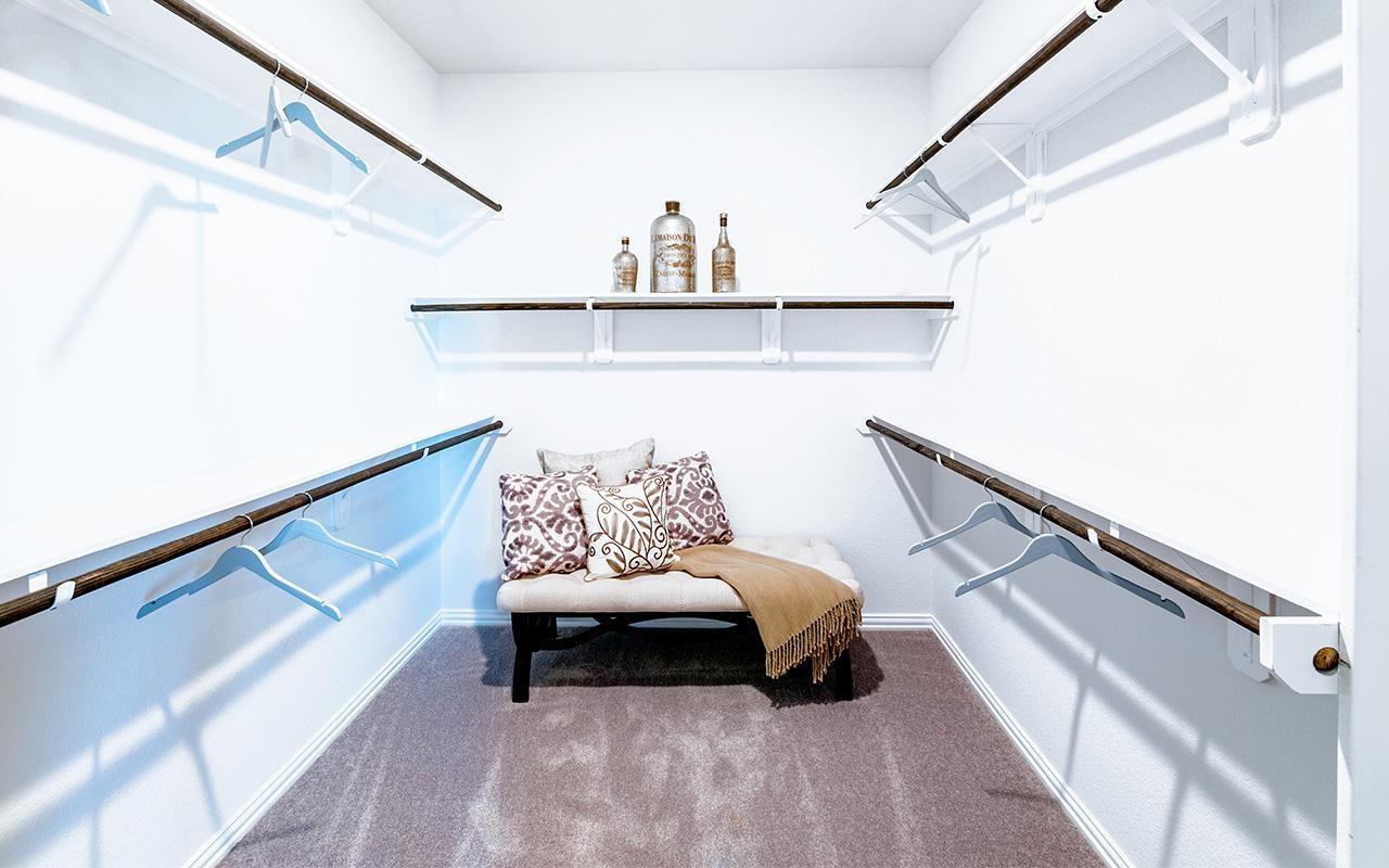 850 Cherrystone Loop, Buda, TX 78610