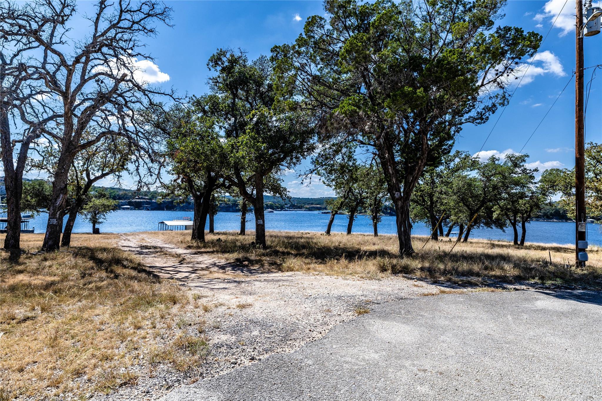 1200 Dusk Ct, Lago Vista, TX 78645