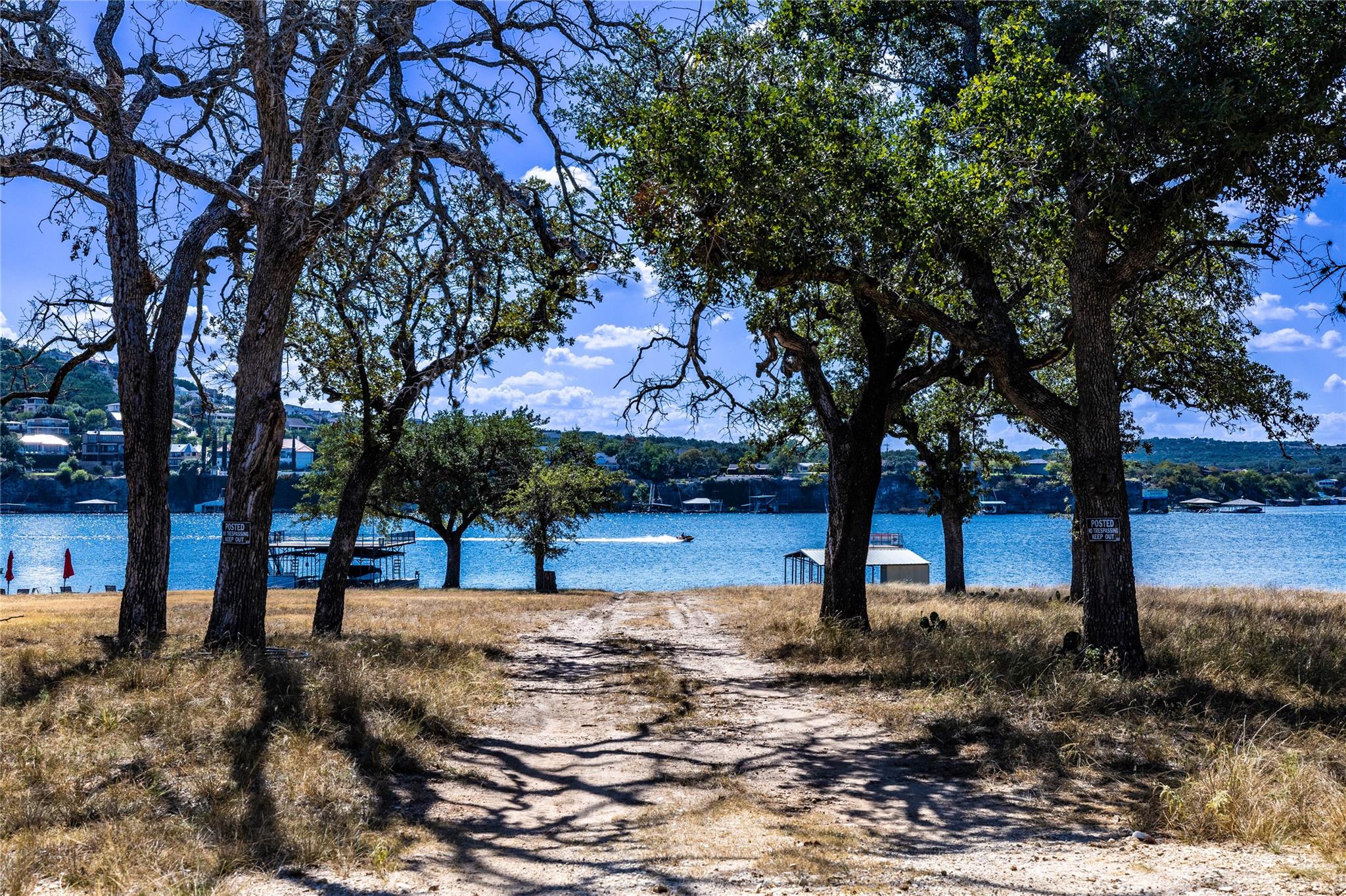 1200 Dusk Ct, Lago Vista, TX 78645