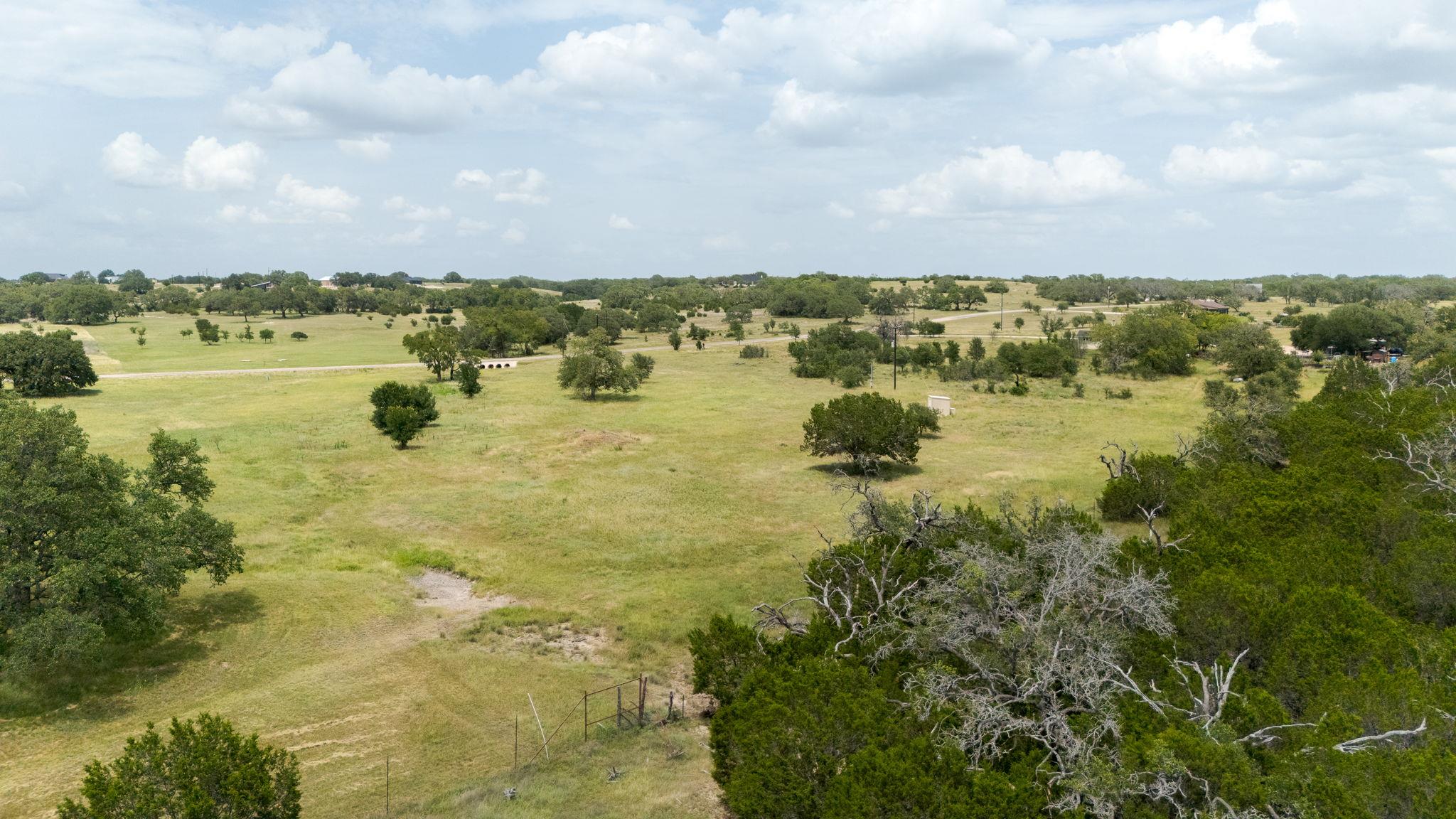 320 S Waterbuck Way, Lampasas, TX 76550