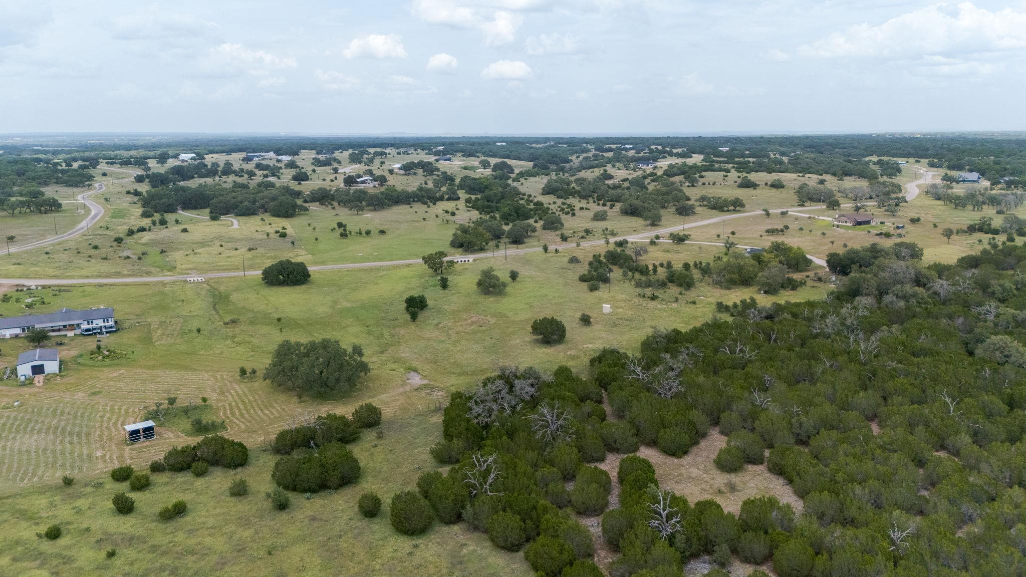 320 S Waterbuck Way, Lampasas, TX 76550