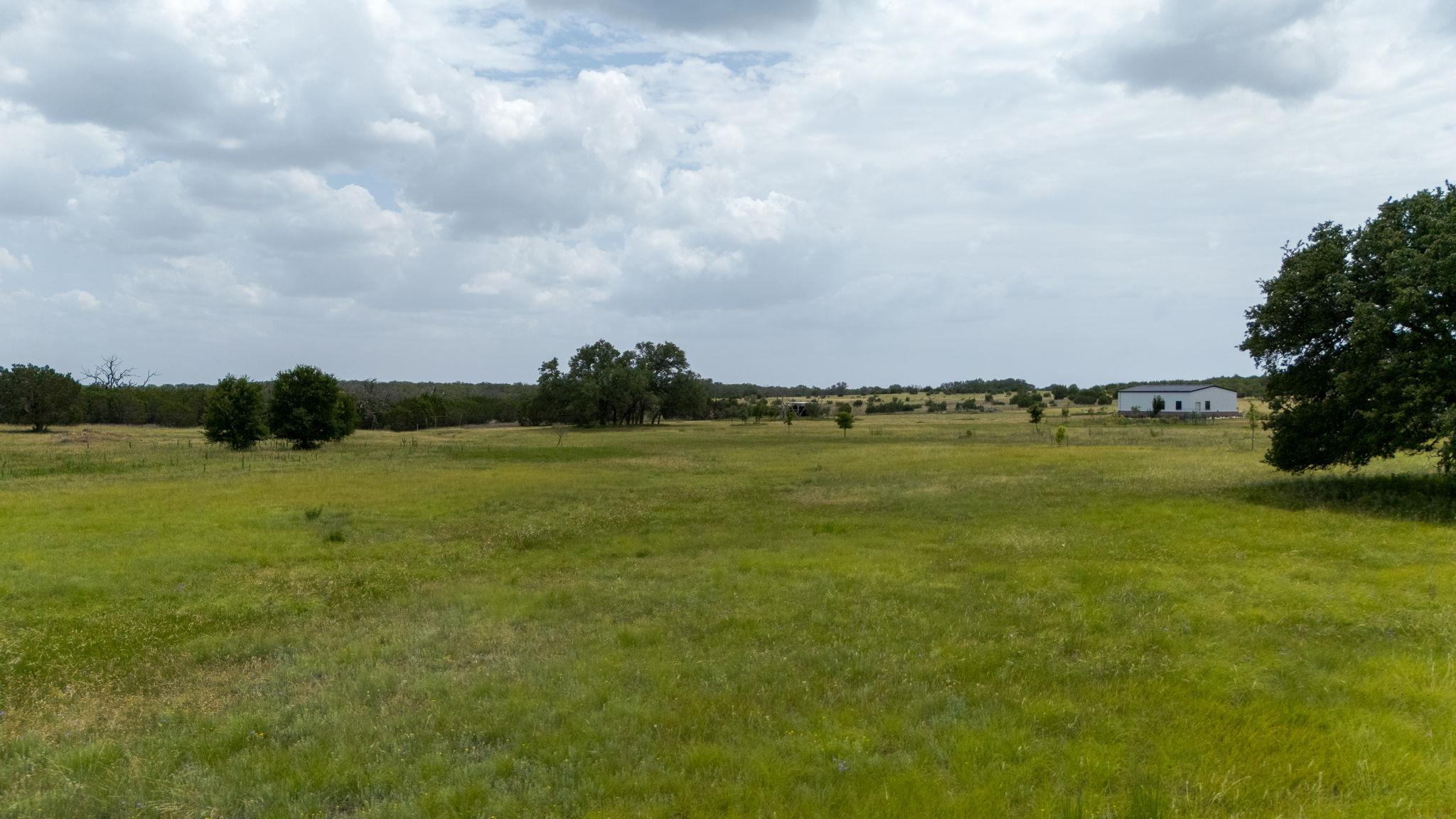 320 S Waterbuck Way, Lampasas, TX 76550