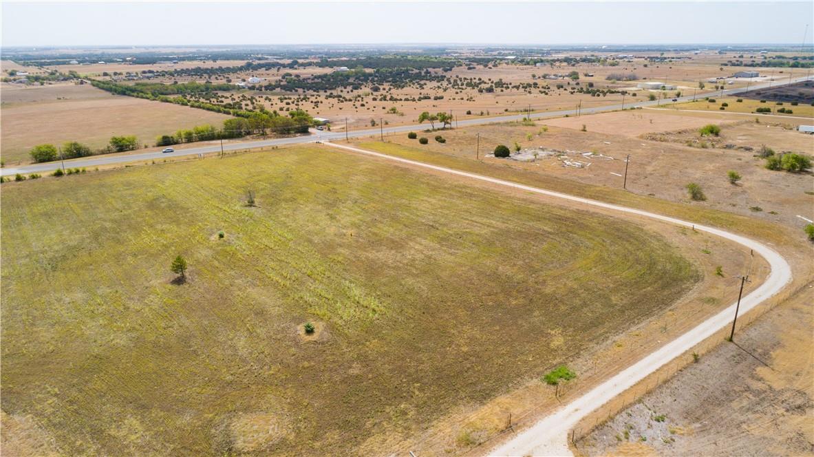 700 Highway 183, Briggs, TX 78608