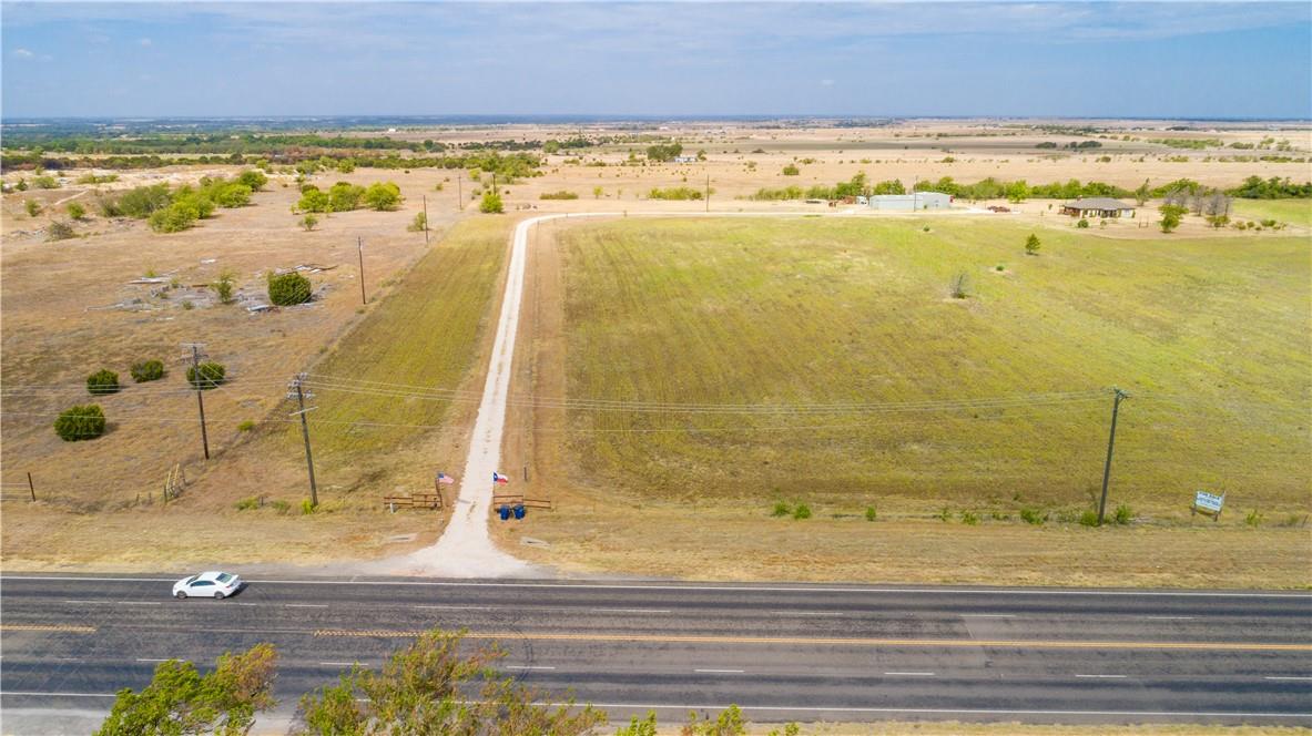 700 Highway 183, Briggs, TX 78608