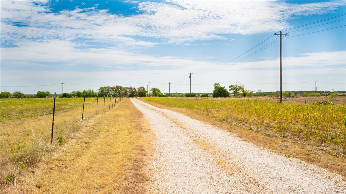 700 Highway 183, Briggs, TX 78608