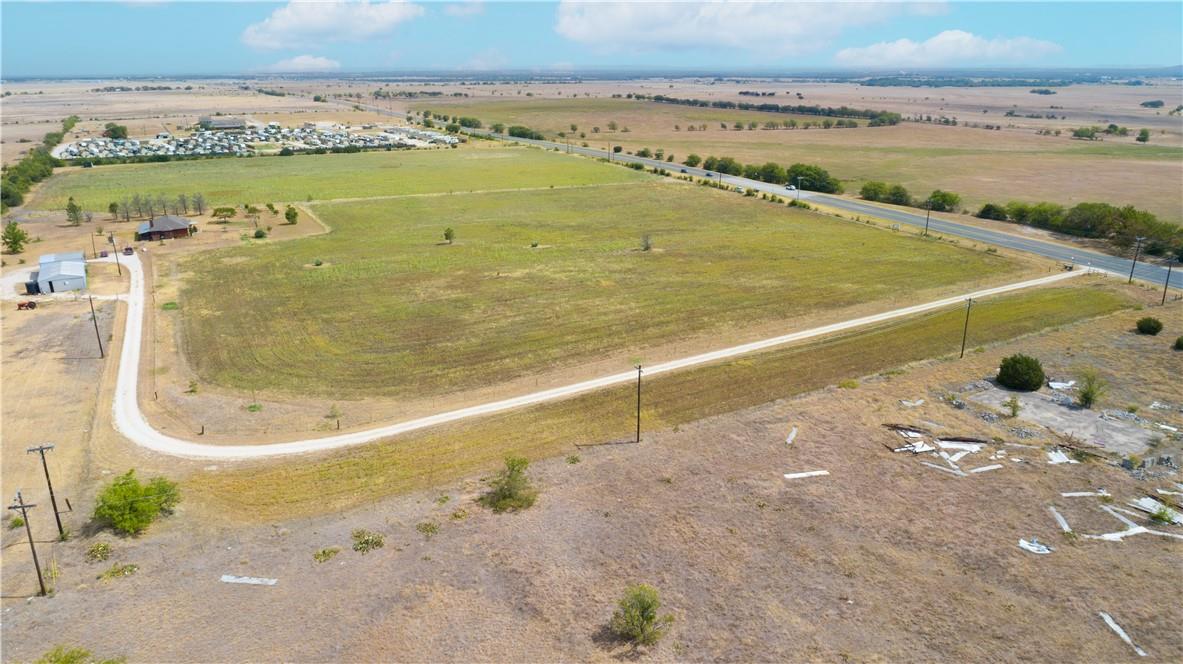 700 Highway 183, Briggs, TX 78608