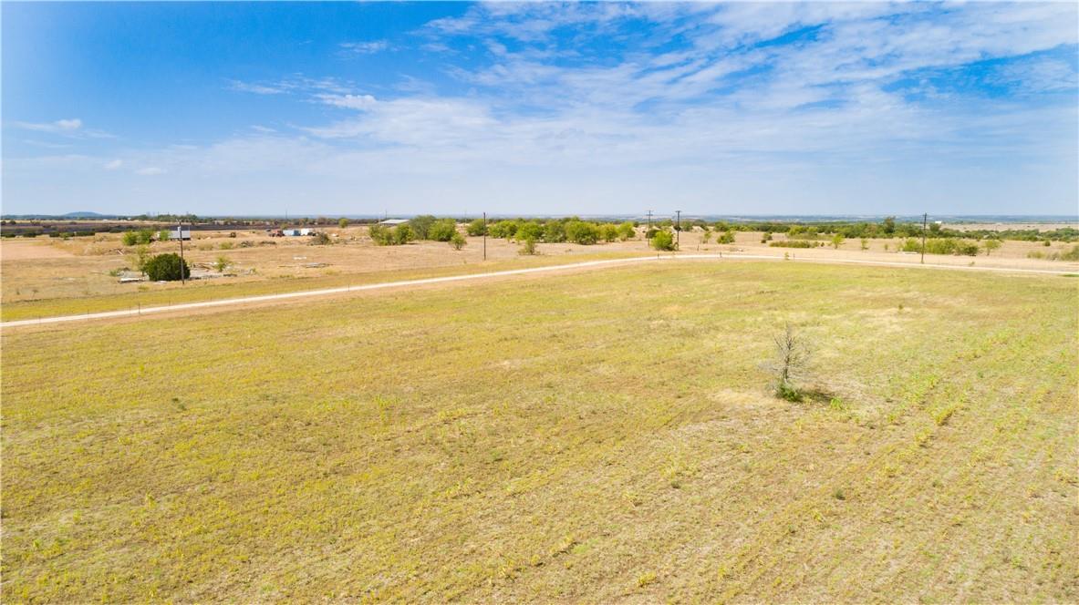 700 Highway 183, Briggs, TX 78608