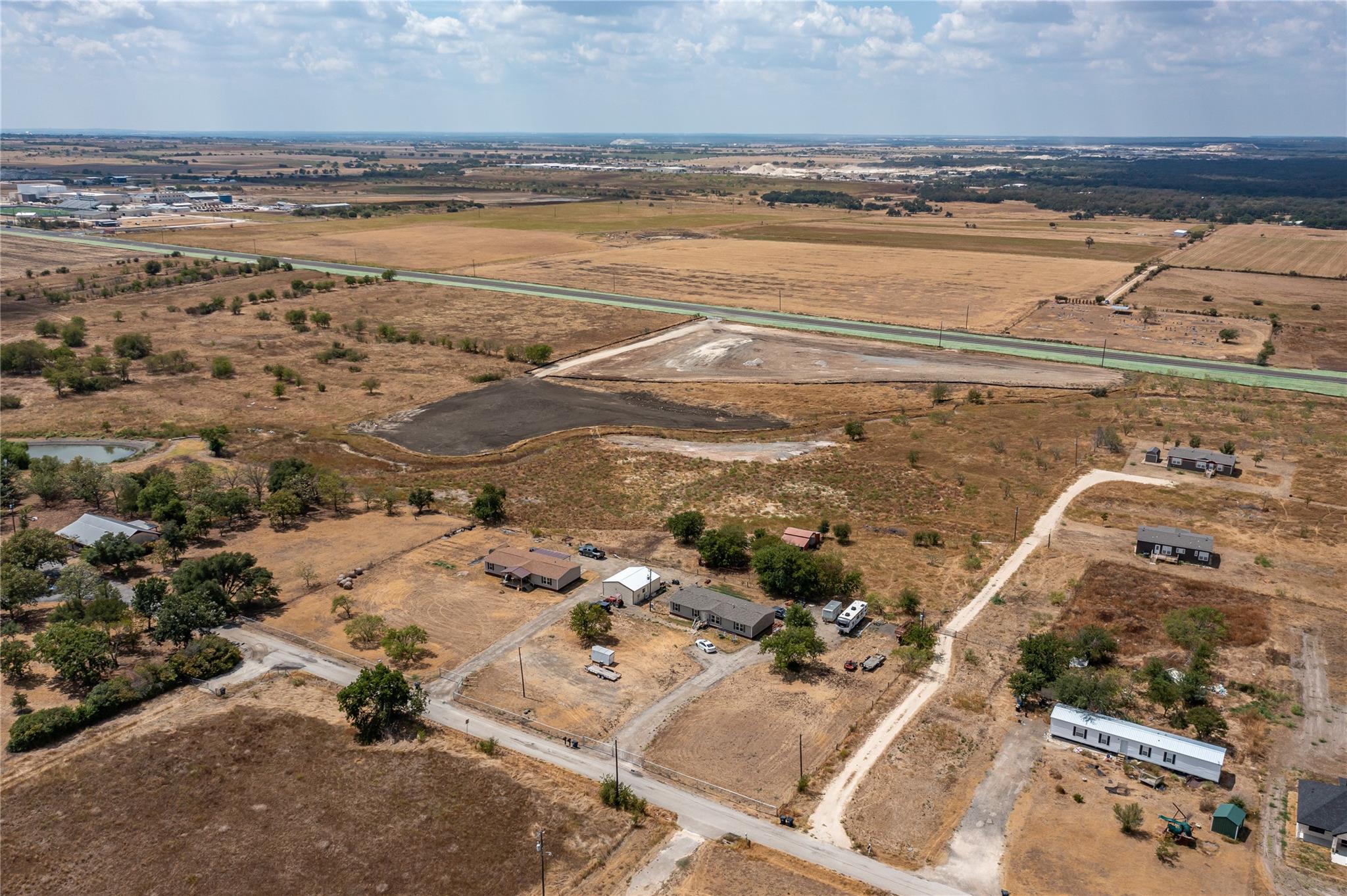 412 County Road 396, Jarrell, TX 76537