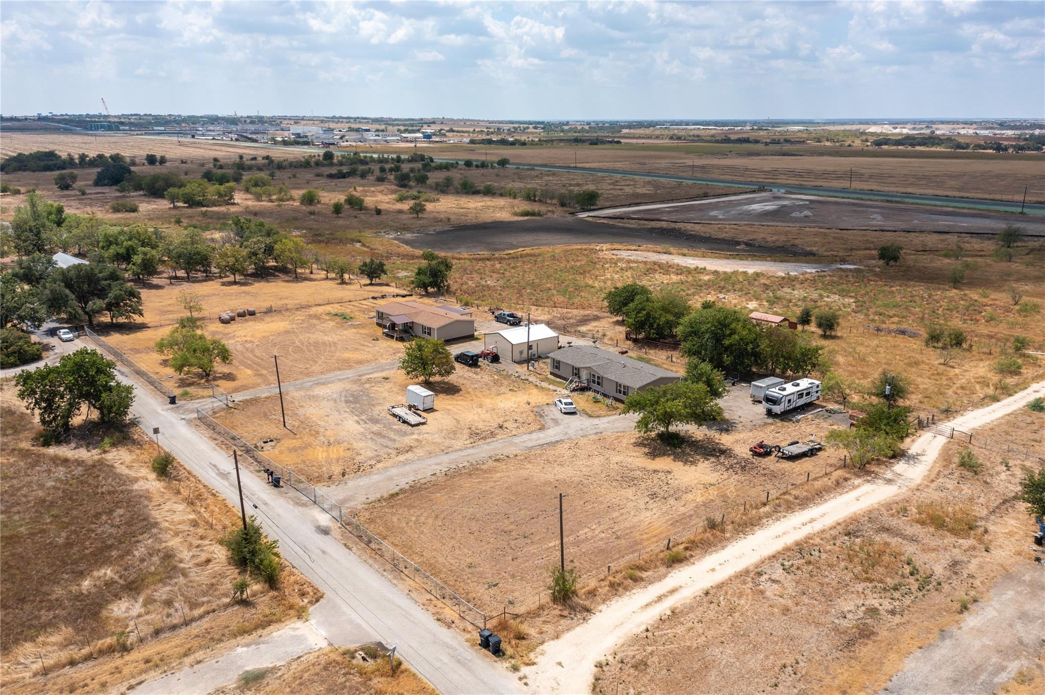 412 County Road 396, Jarrell, TX 76537