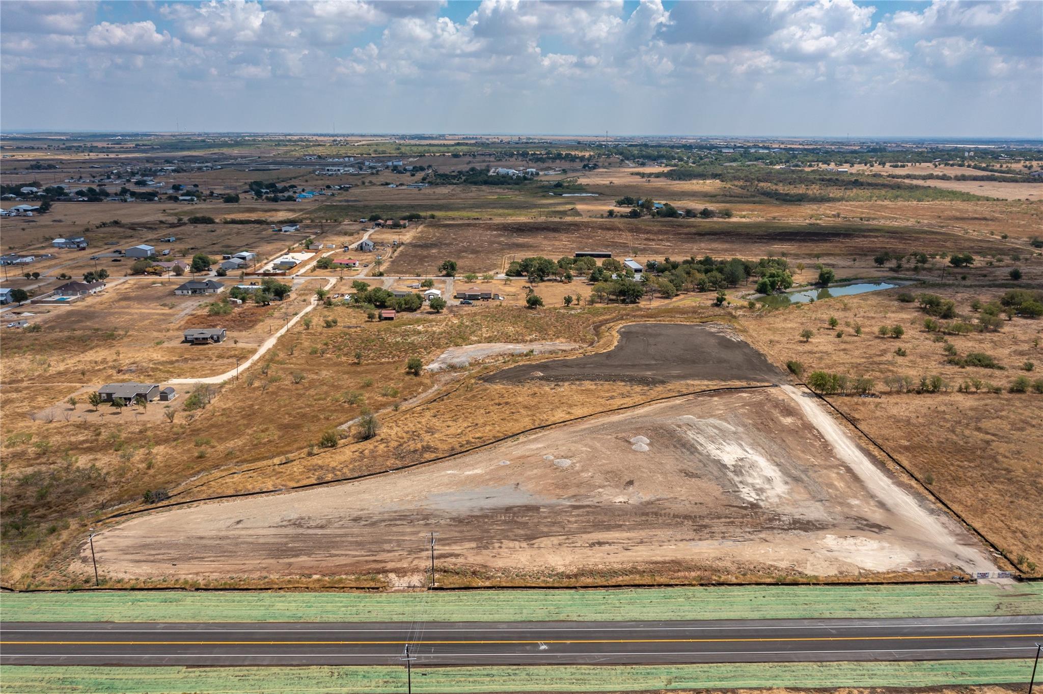 412 County Road 396, Jarrell, TX 76537