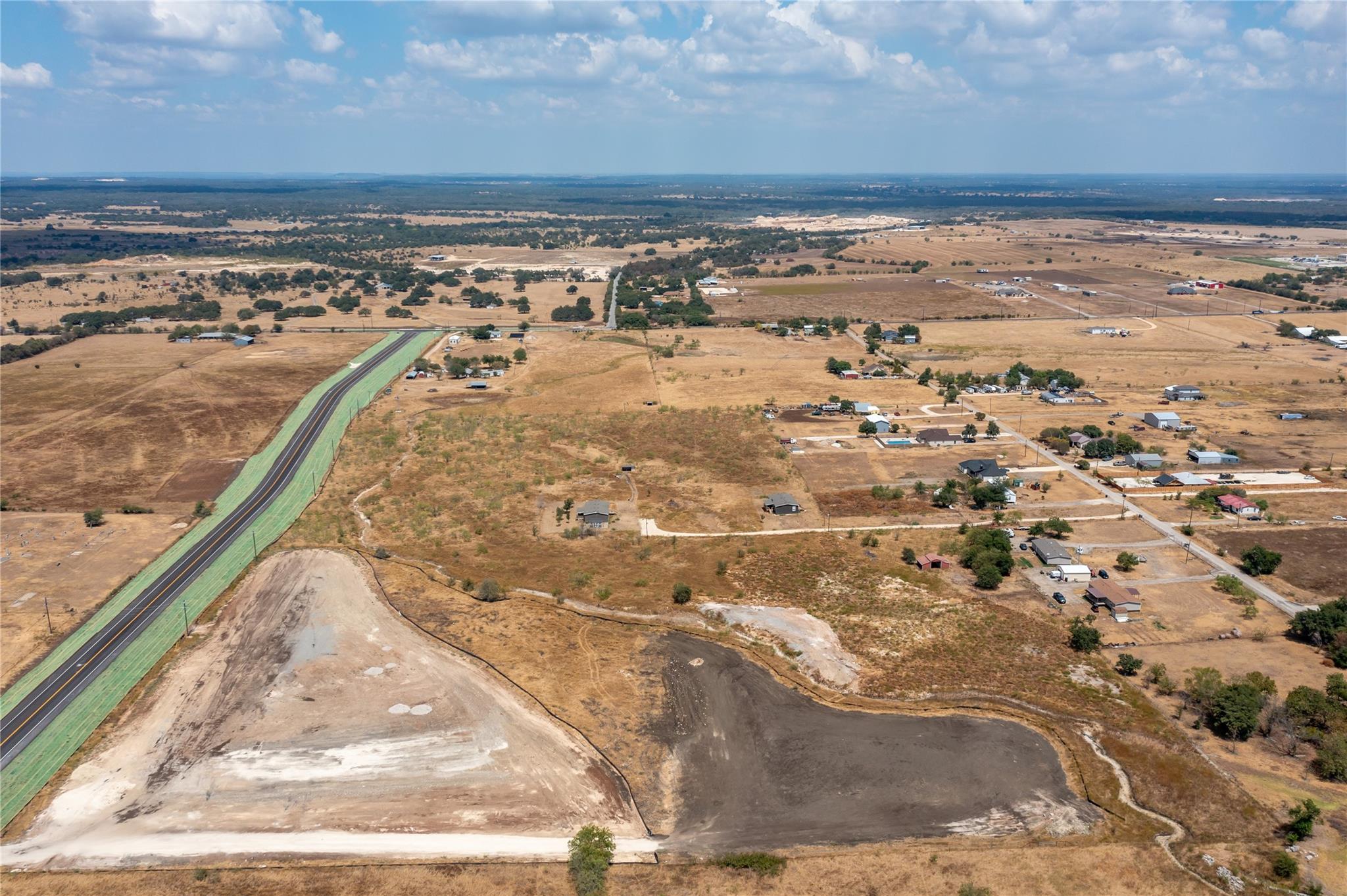 412 County Road 396, Jarrell, TX 76537