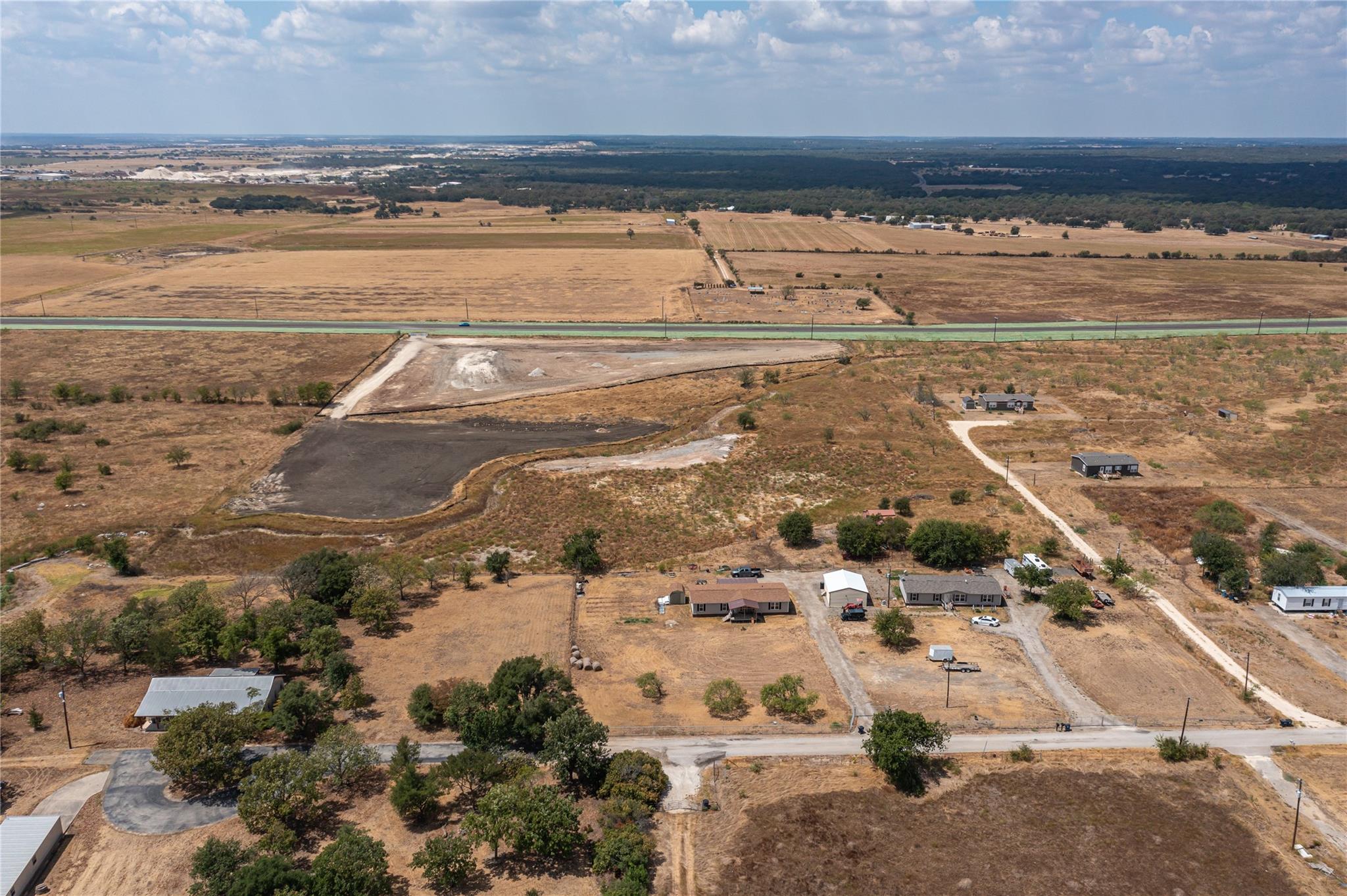 412 County Road 396, Jarrell, TX 76537