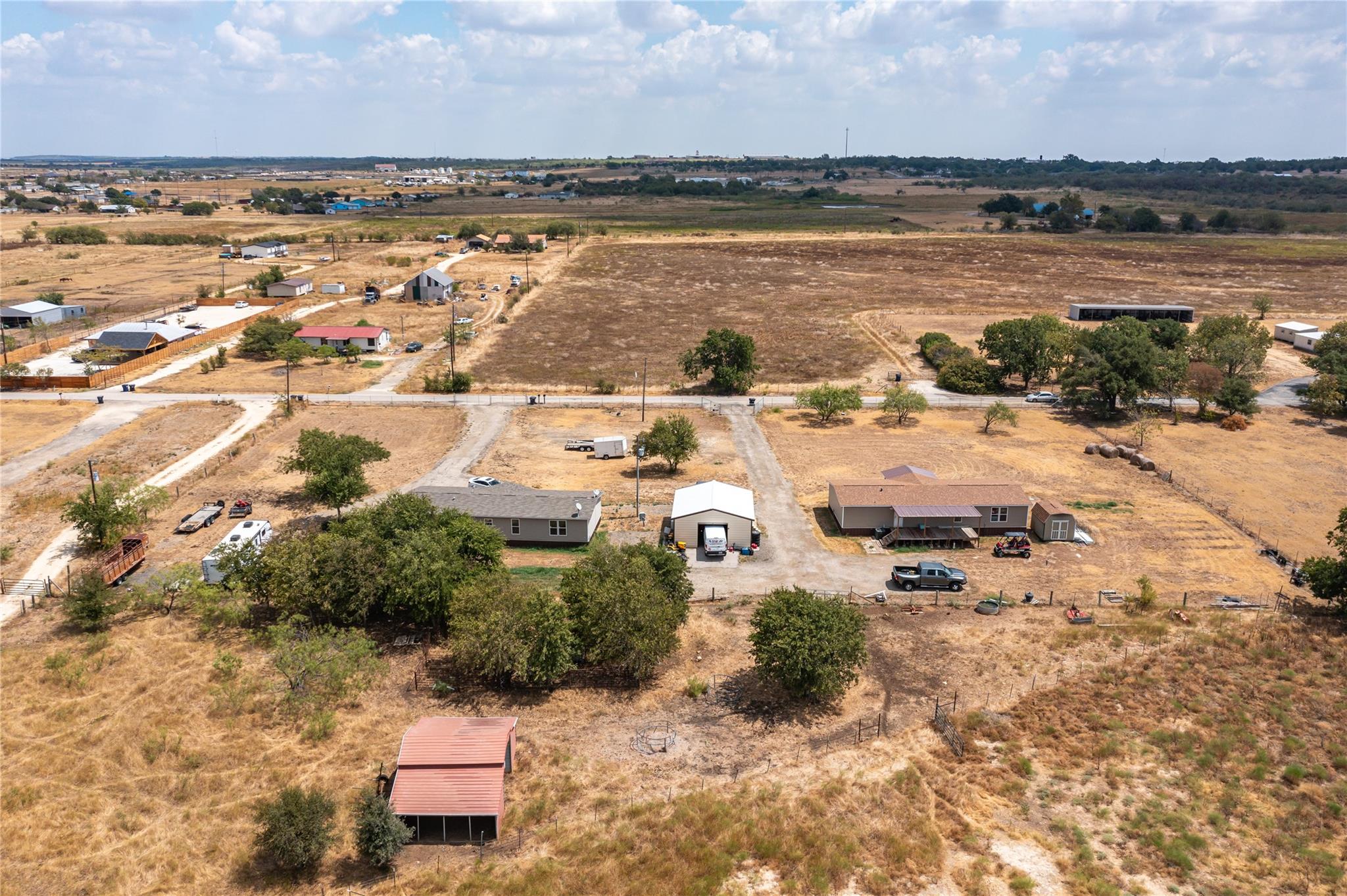 412 County Road 396, Jarrell, TX 76537