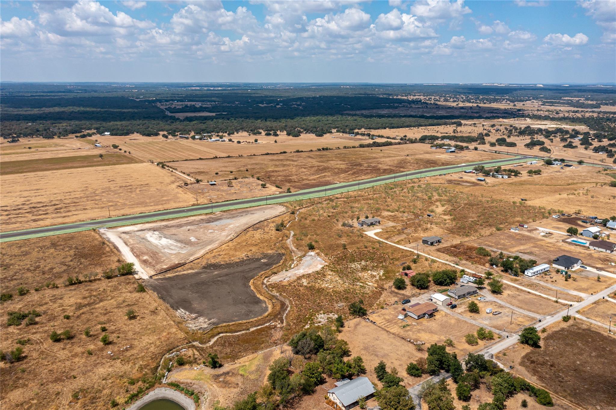 412 County Road 396, Jarrell, TX 76537