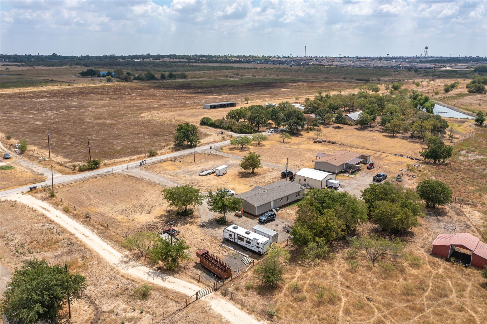 412 County Road 396, Jarrell, TX 76537
