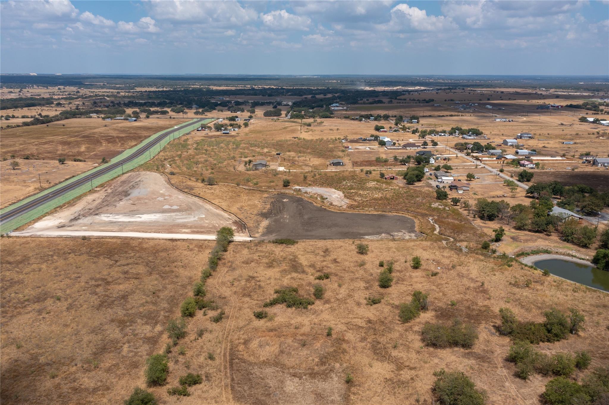 412 County Road 396, Jarrell, TX 76537