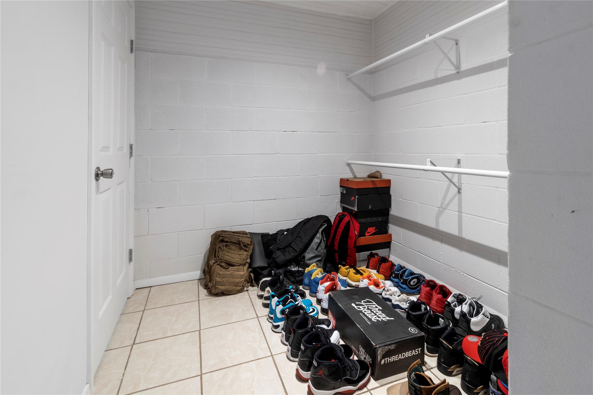 106 Overview Dr, Zapata, TX 78076