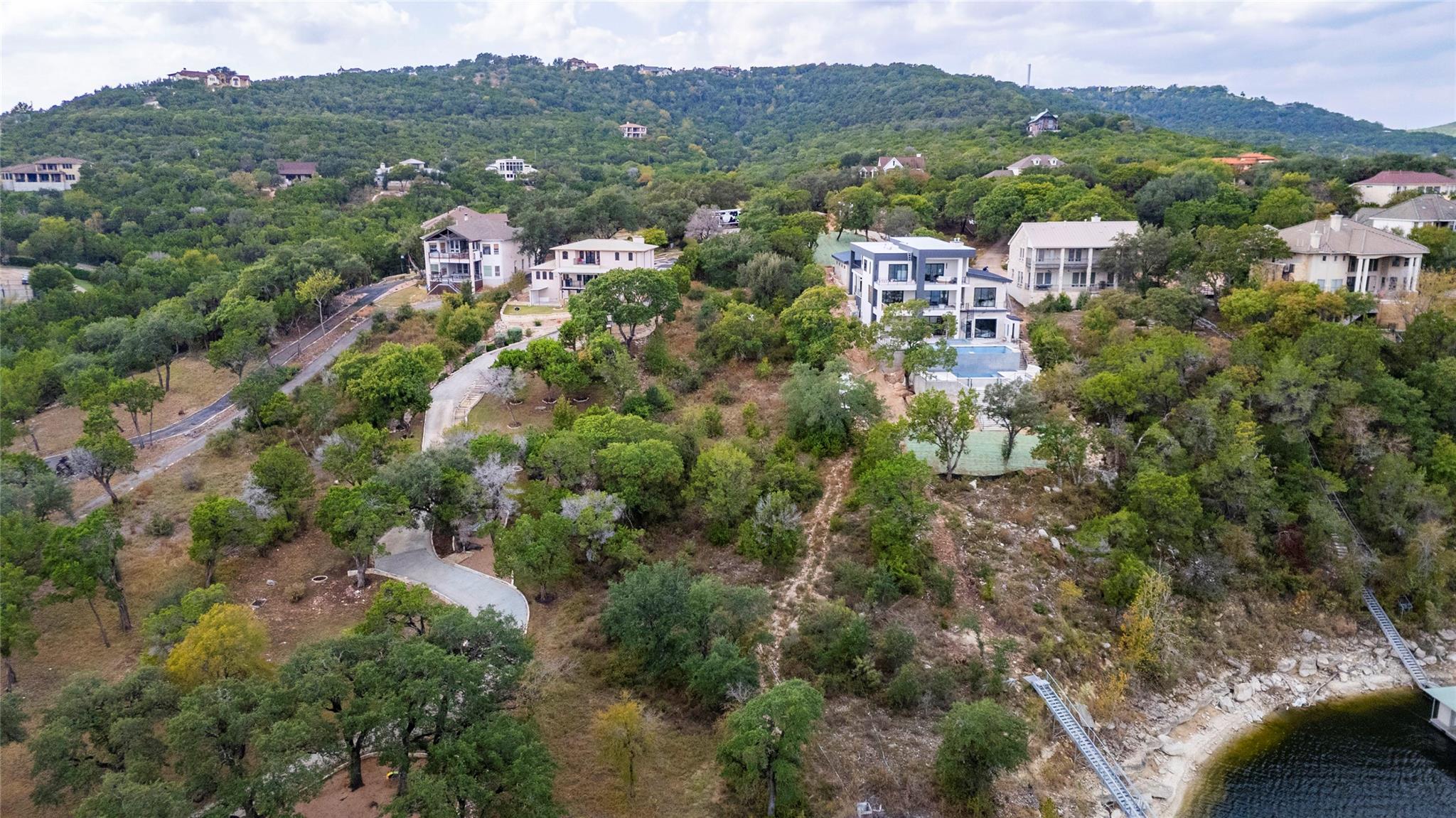 17906 Crystal Cv, Jonestown, TX 78645