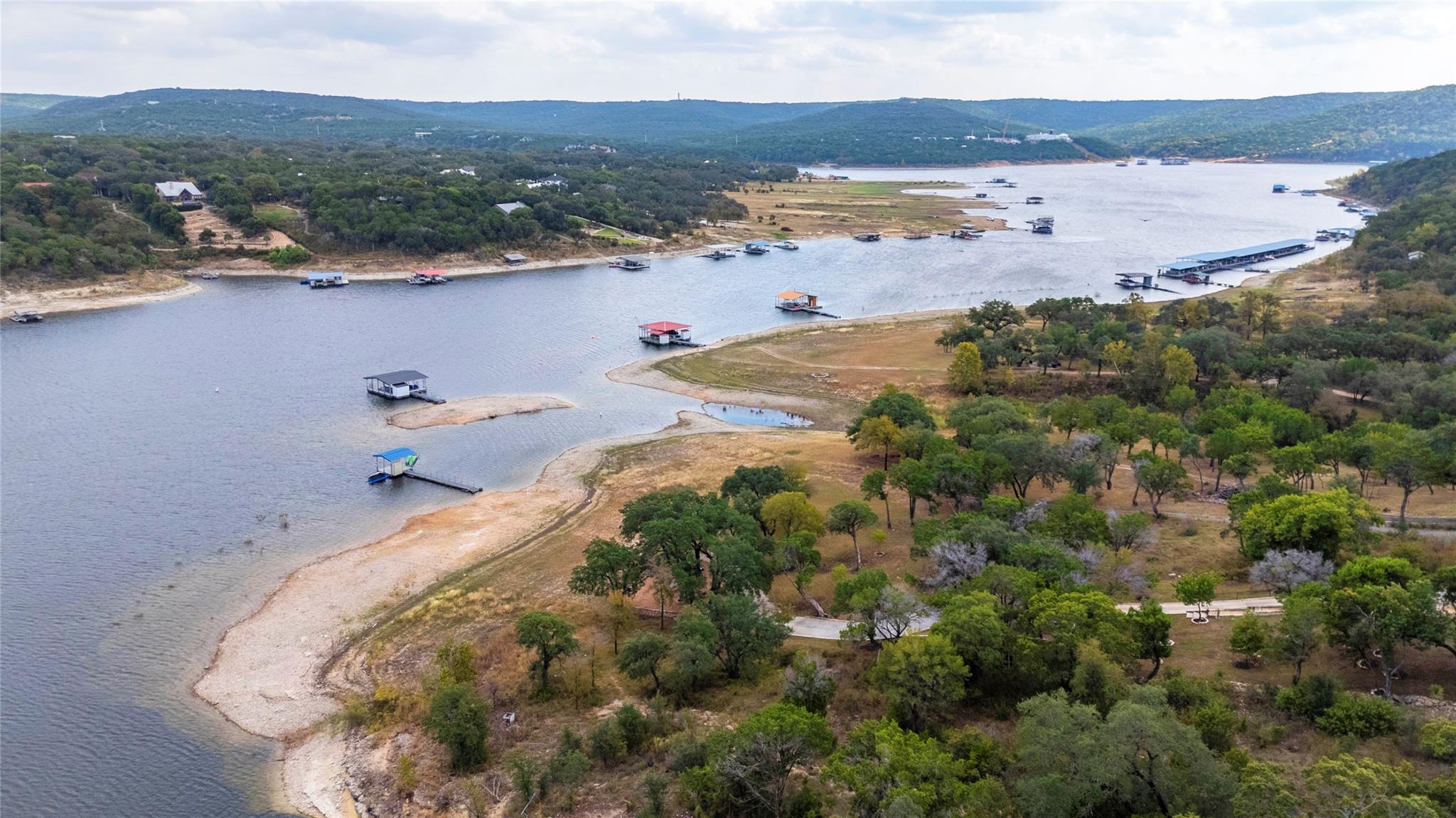 17906 Crystal Cv, Jonestown, TX 78645