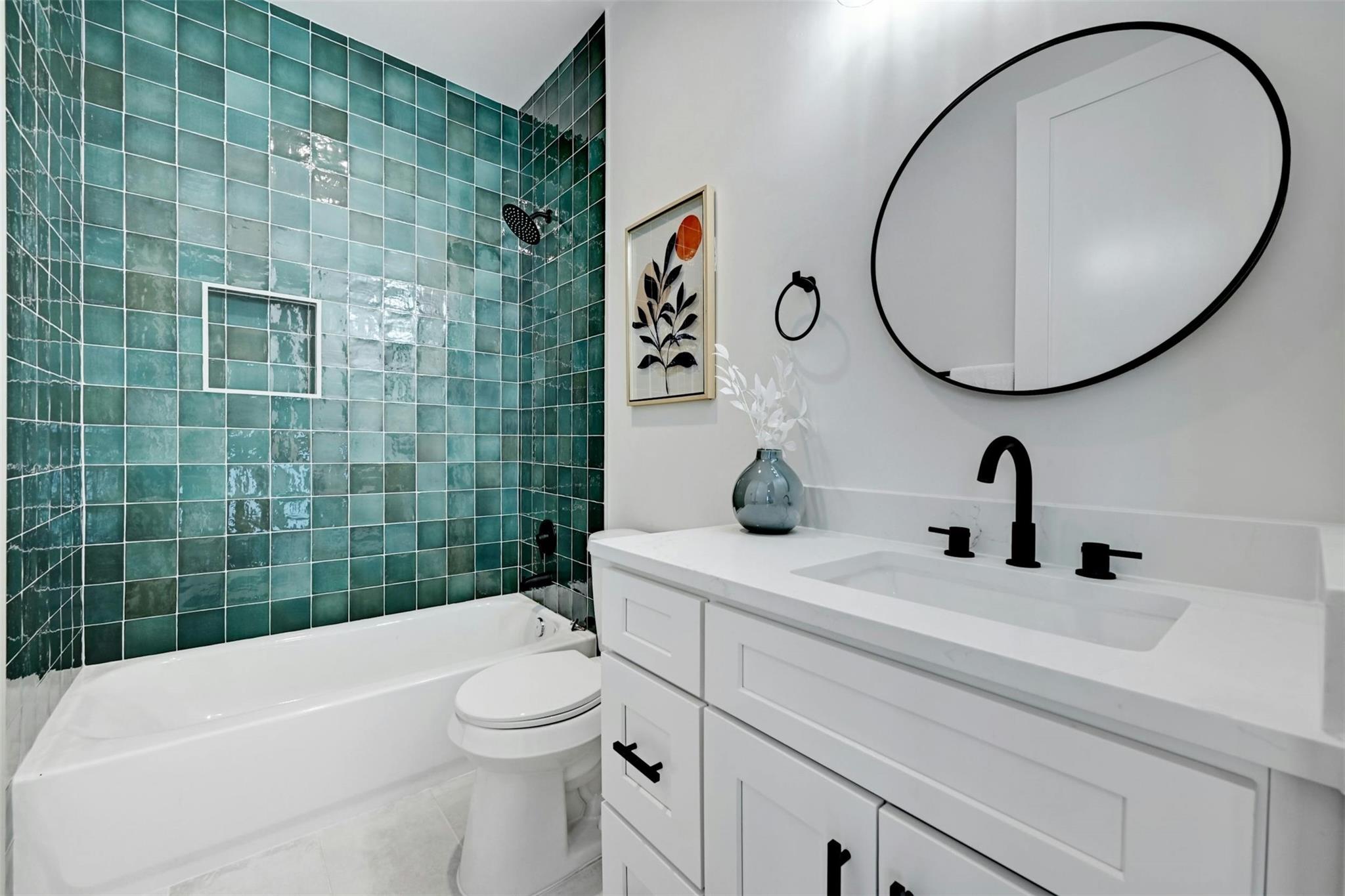 6210 Larch Ter # A, Austin, TX 78741