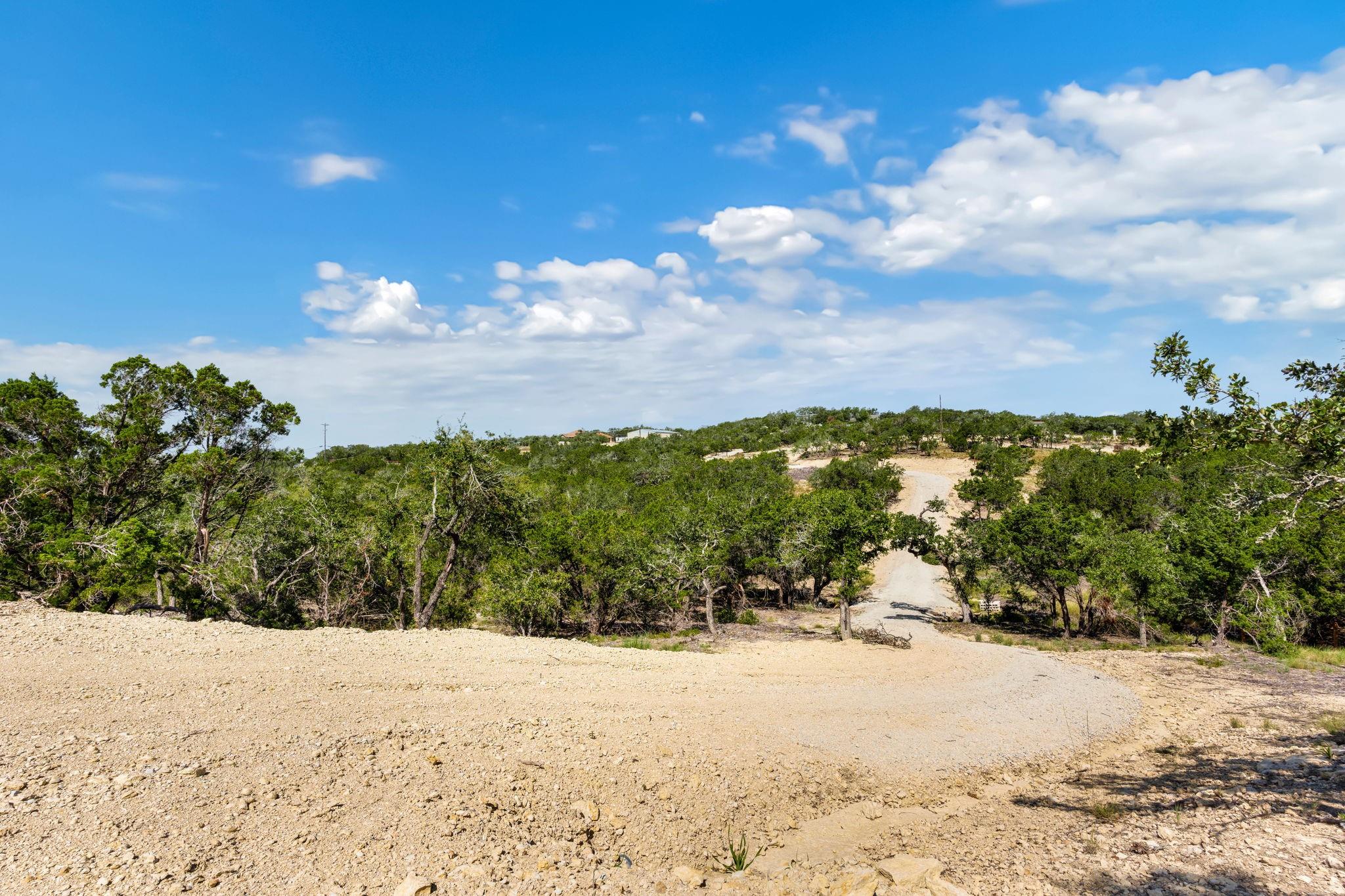 472 Stallion Estates Dr, Blanco, TX 78070