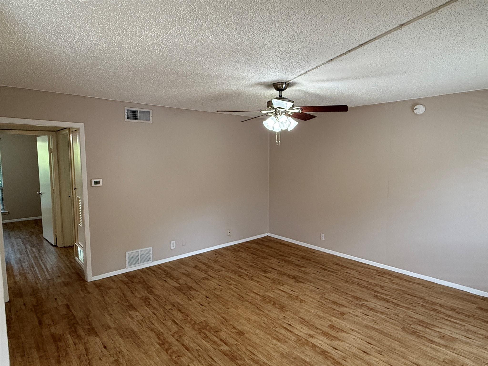 1616 W 6th St # 136, Austin, TX 78703