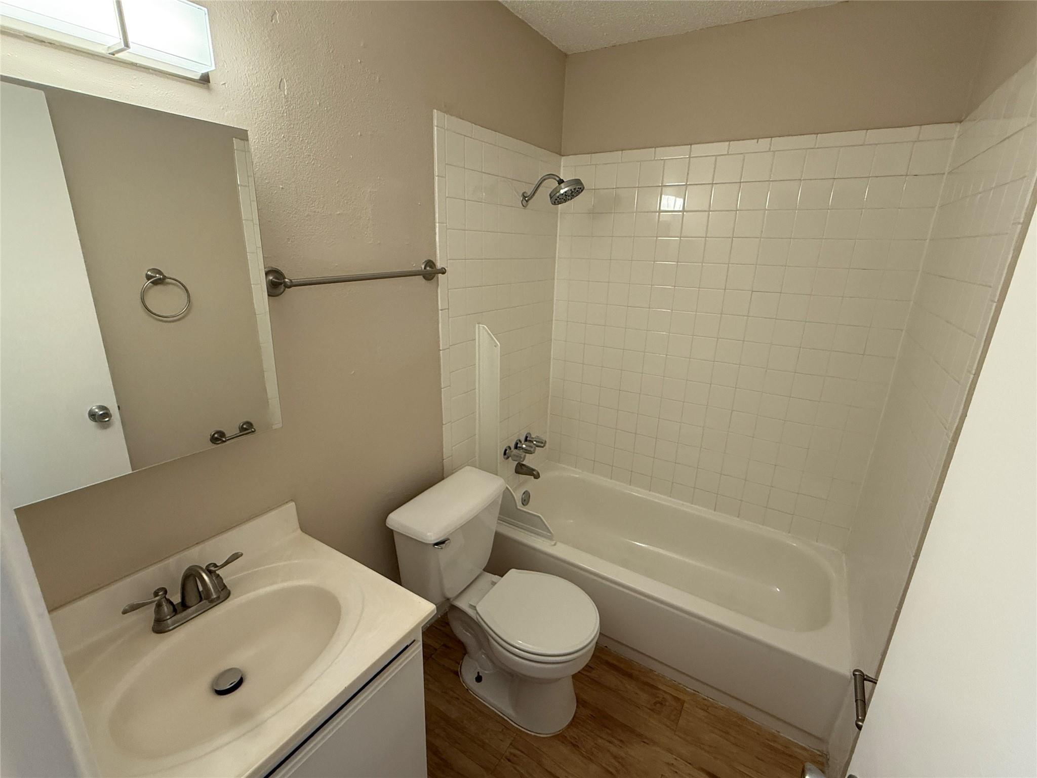 1616 W 6th St # 136, Austin, TX 78703