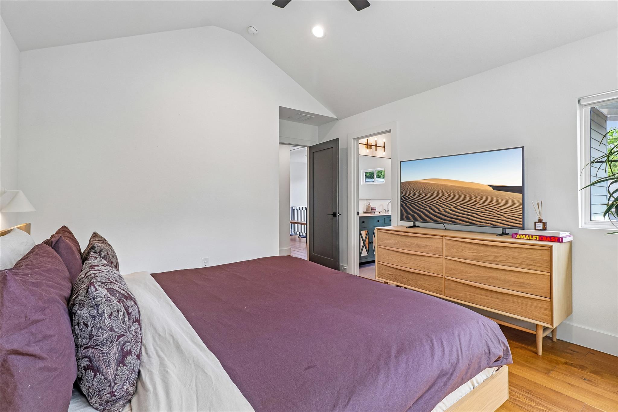 1706 Perez St # 1, Austin, TX 78721