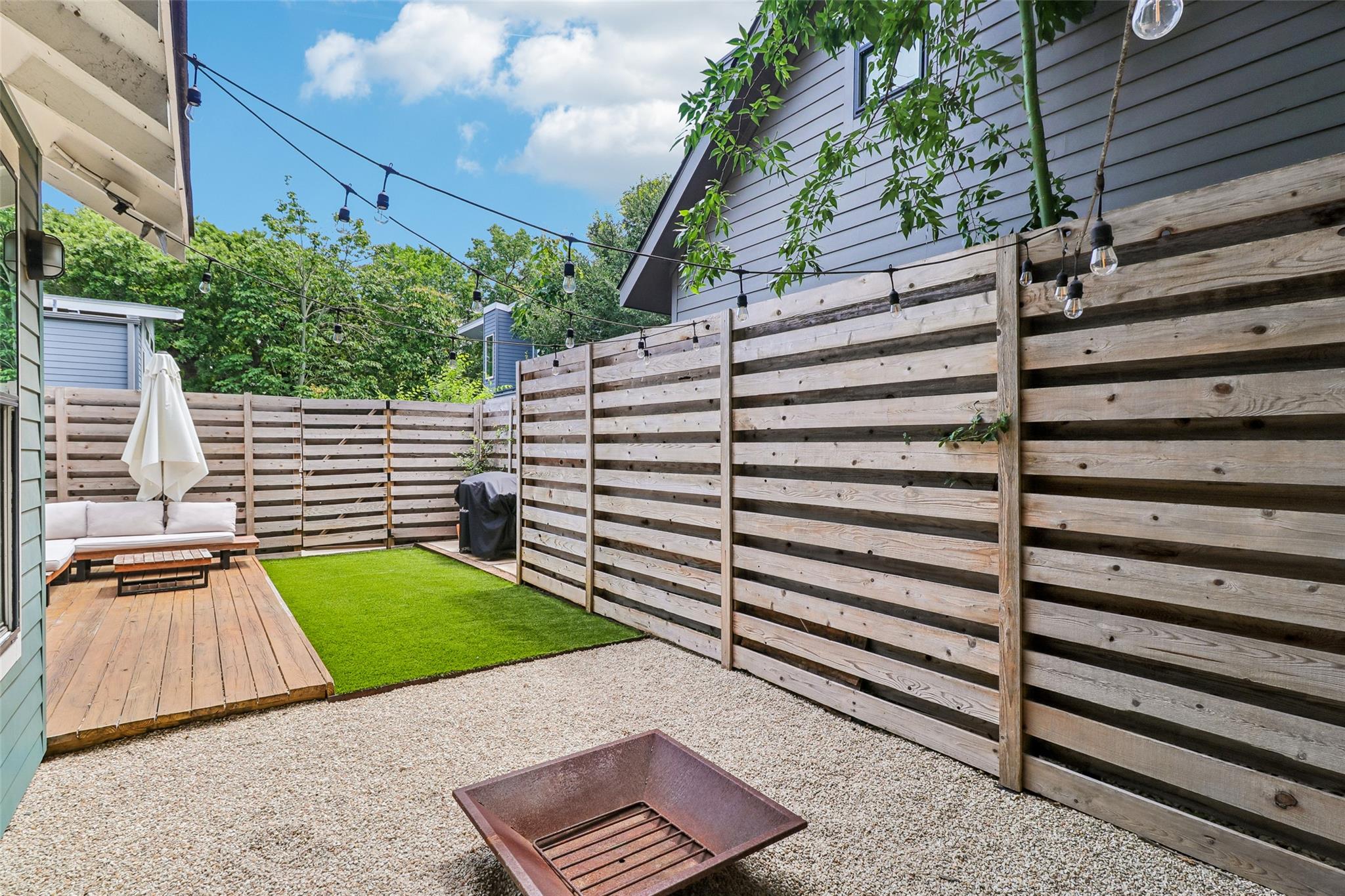 1706 Perez St # 1, Austin, TX 78721