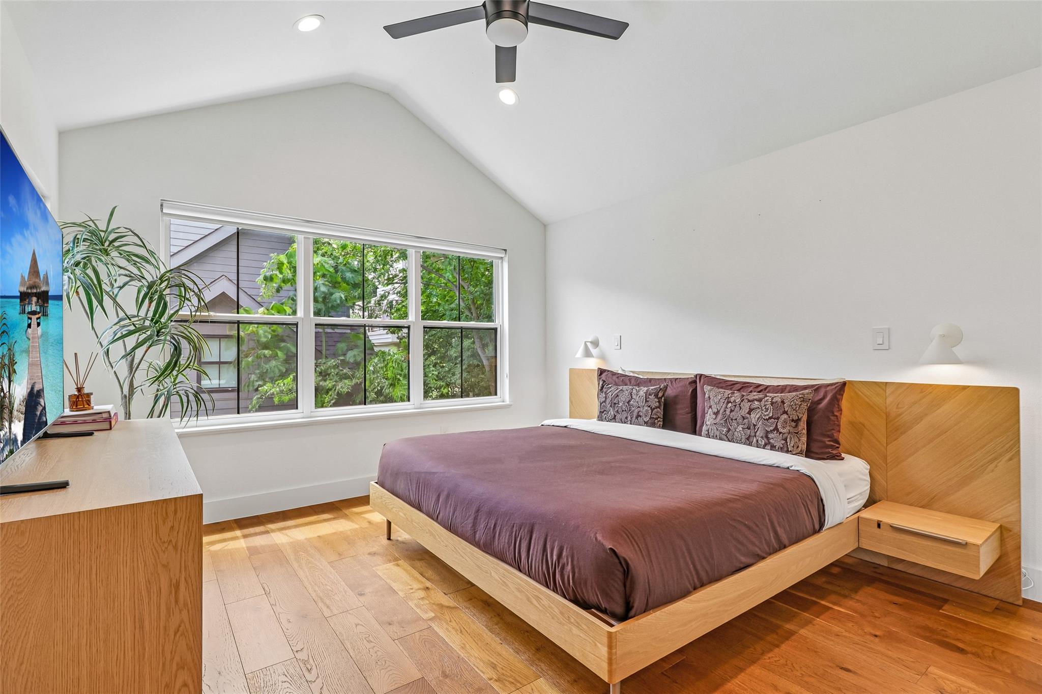 1706 Perez St # 1, Austin, TX 78721