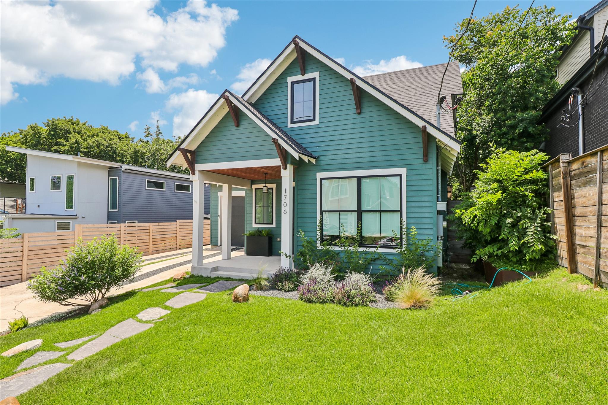 1706 Perez St # 1, Austin, TX 78721