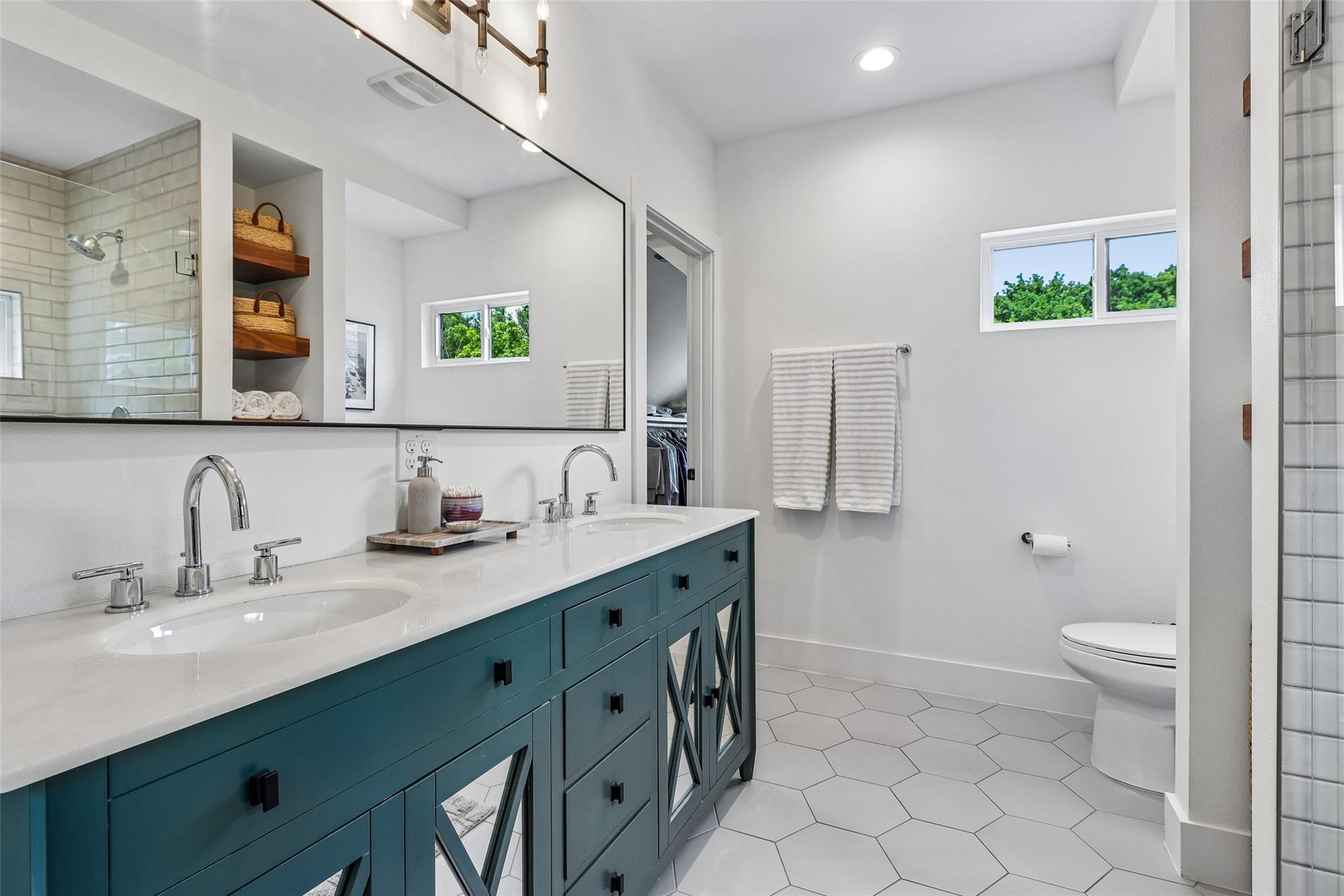 1706 Perez St # 1, Austin, TX 78721