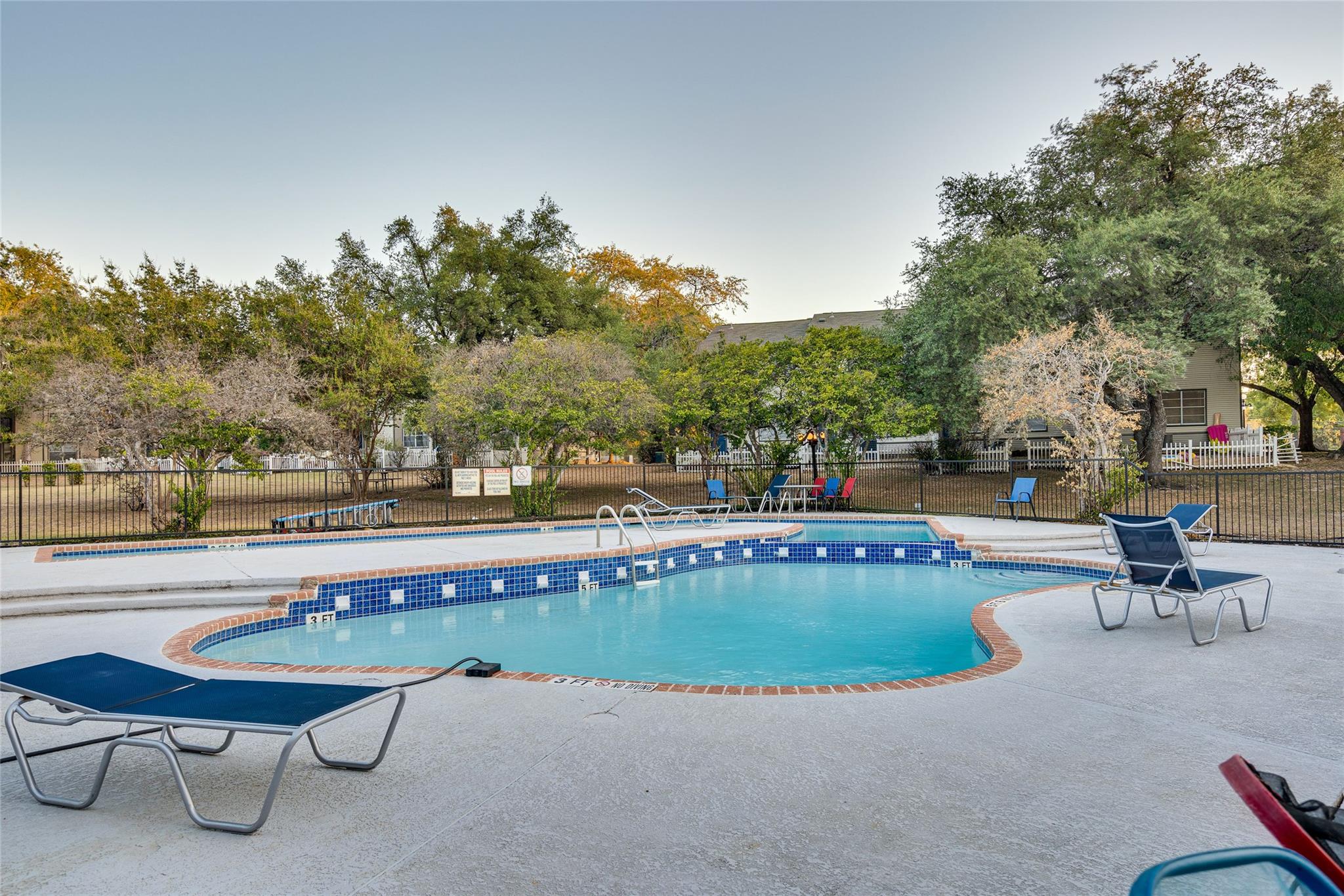 1824 River Crossing Cir # D, Austin, TX 78741