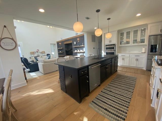 11119 Lakeside Dr, Jonestown, TX 78645