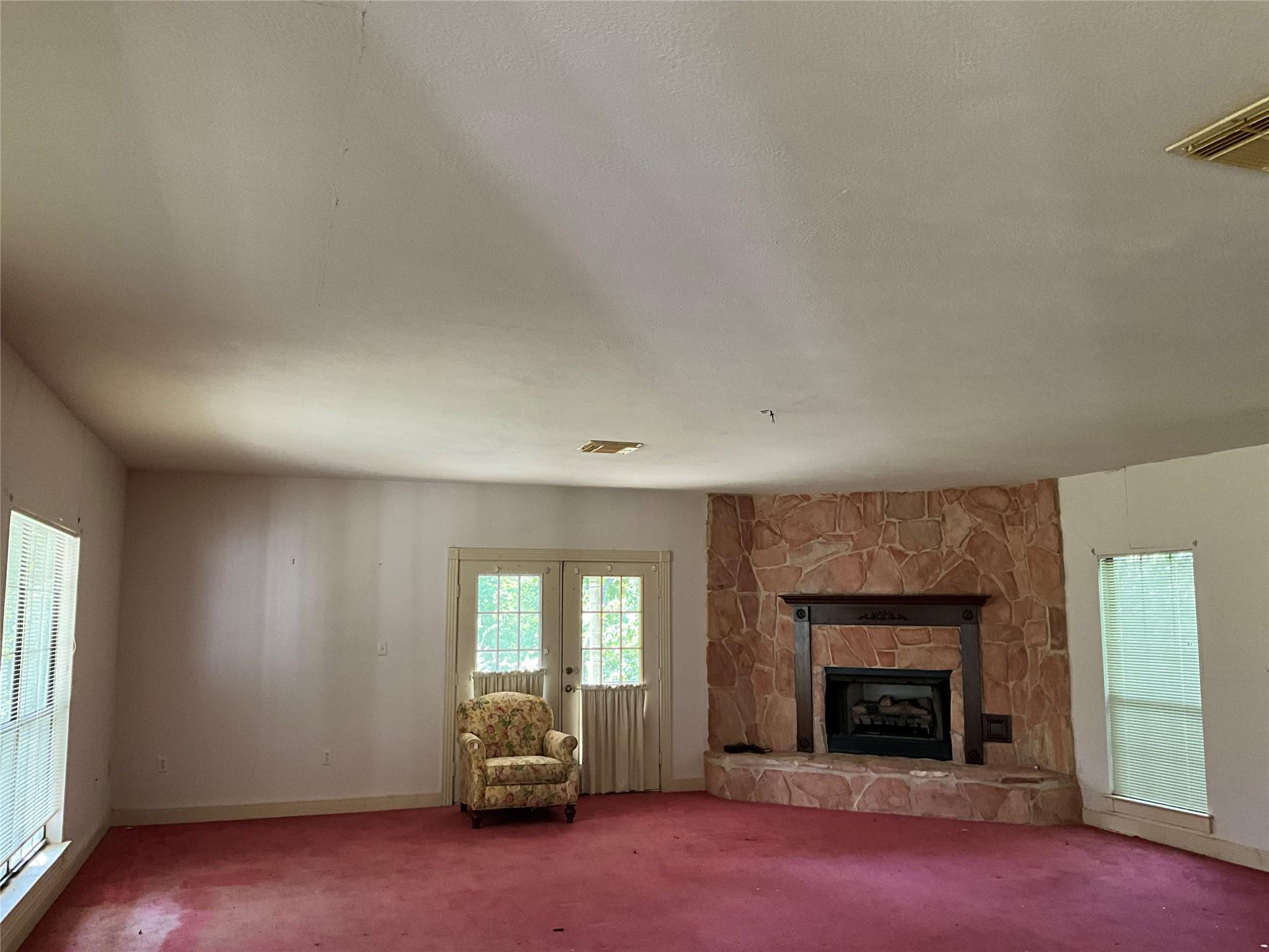 21 Anderson Ln, Coldspring, TX 77331