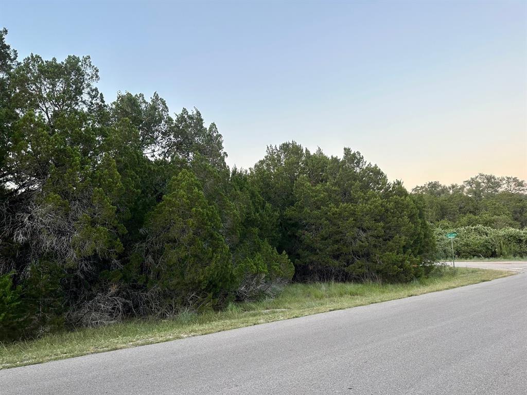 21402 Highland Lake Dr, Lago Vista, TX 78645