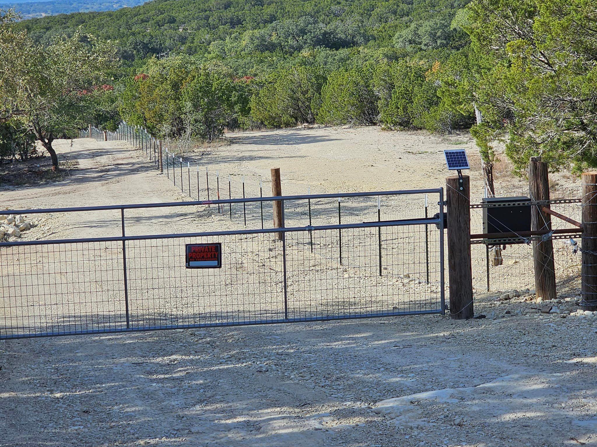 6438 Shaw Dr, Marble Falls, TX 78654