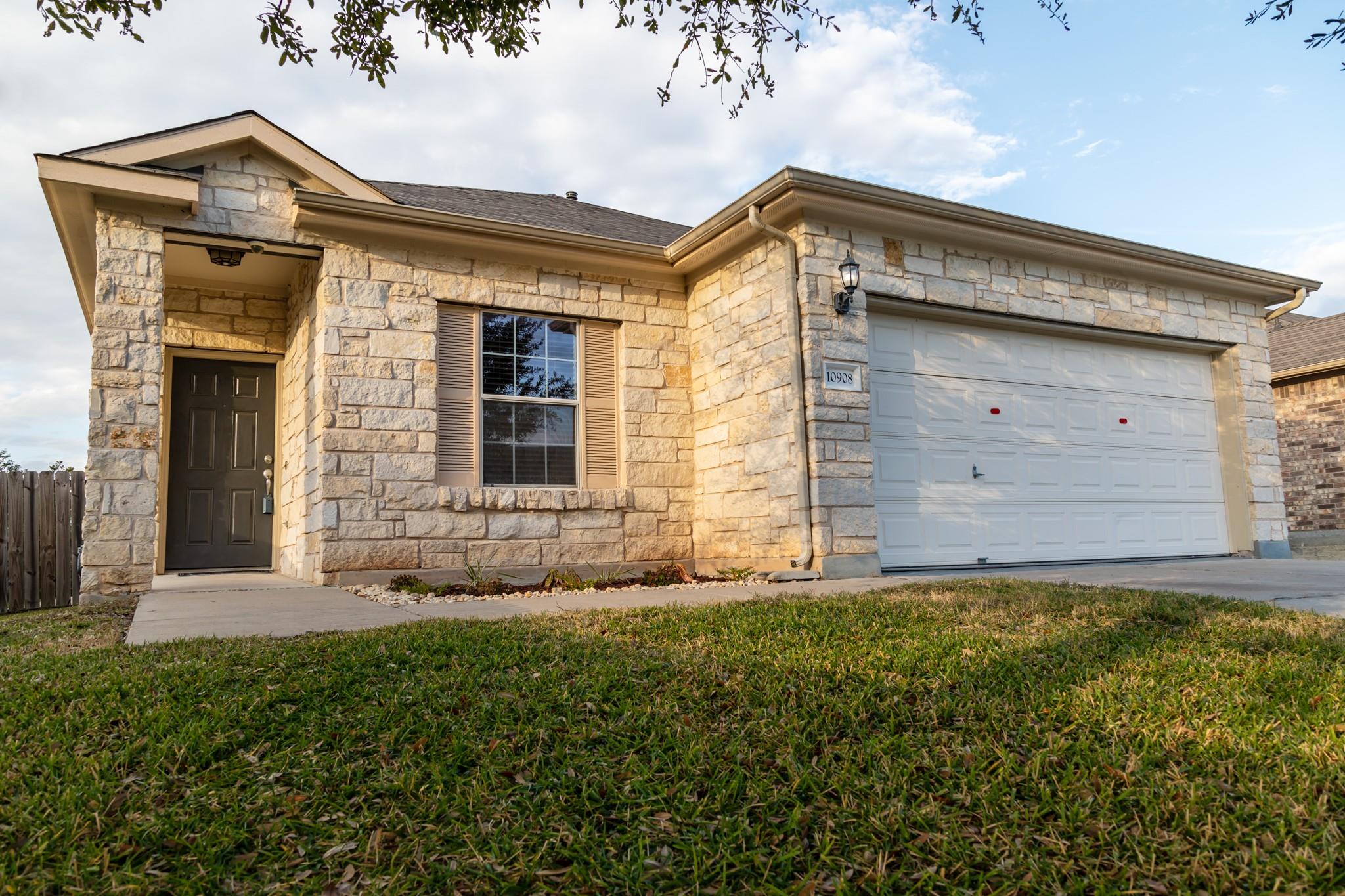 10908 Night Camp Dr, Austin, TX 78754