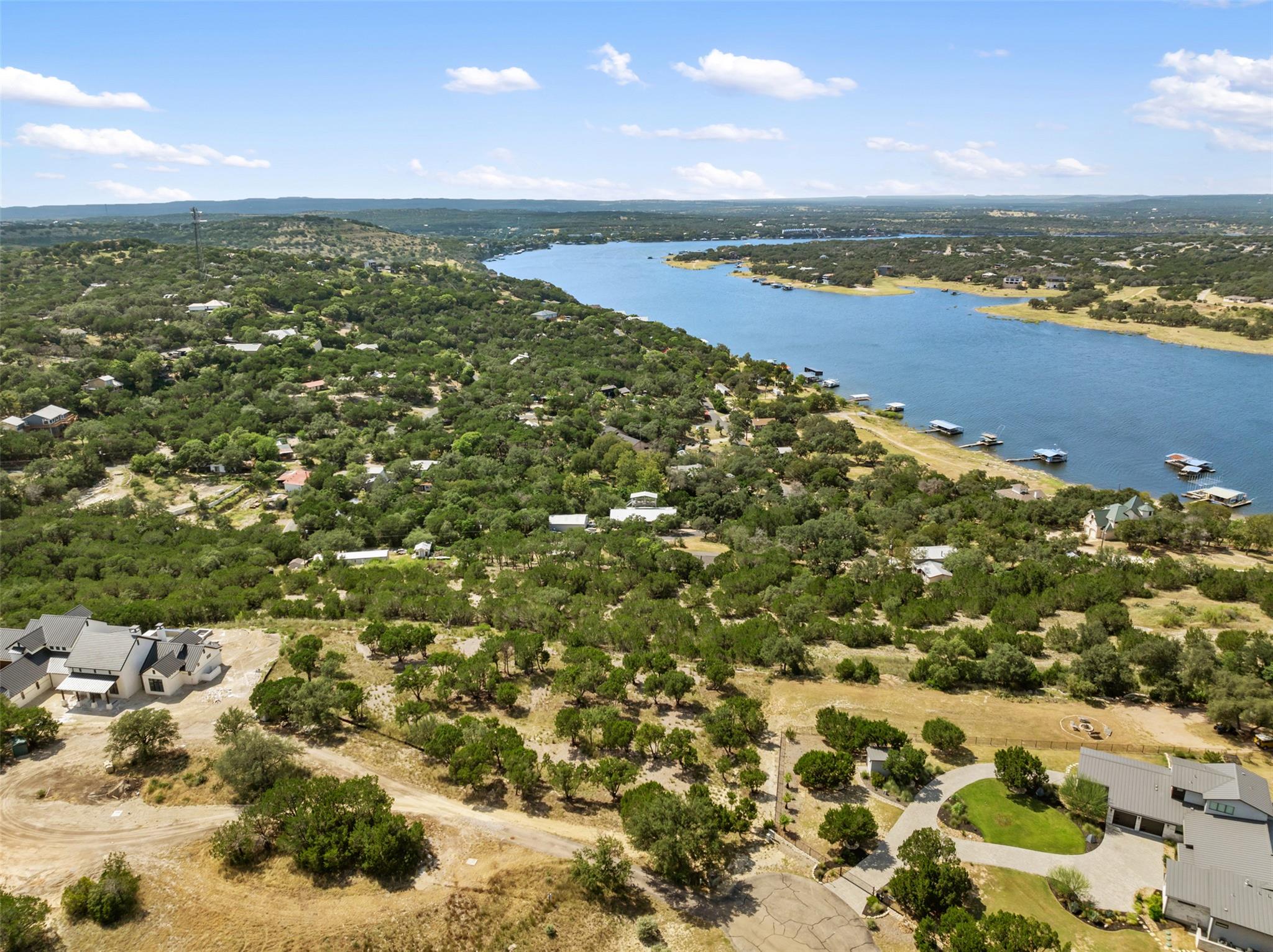 10 Thurman Bluff Dr, Spicewood, TX 78669