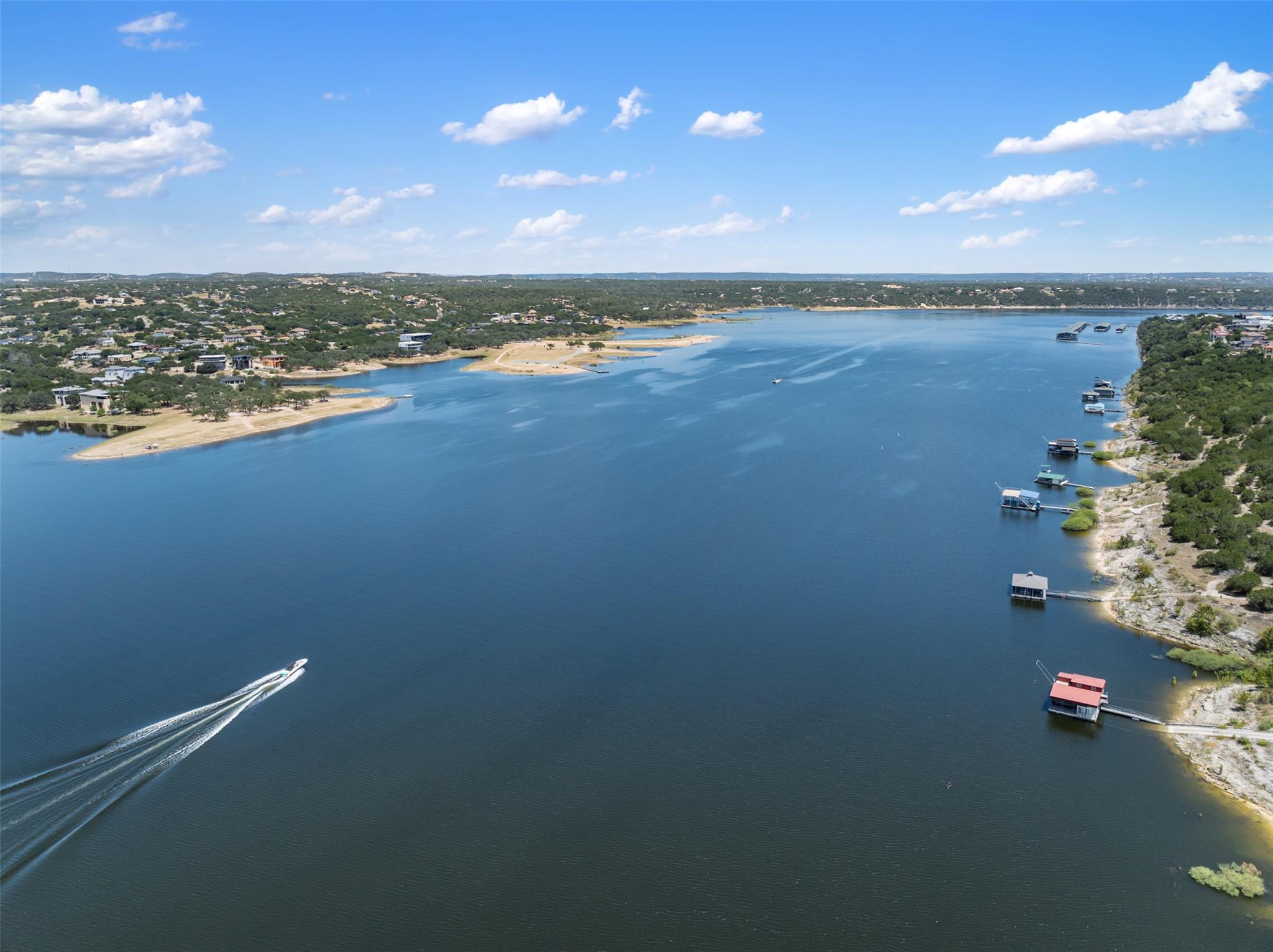 10 Thurman Bluff Dr, Spicewood, TX 78669