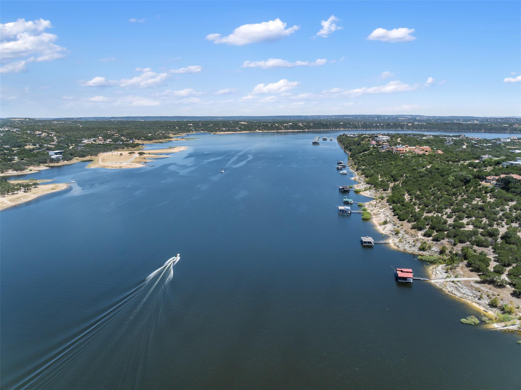 10 Thurman Bluff Dr, Spicewood, TX 78669