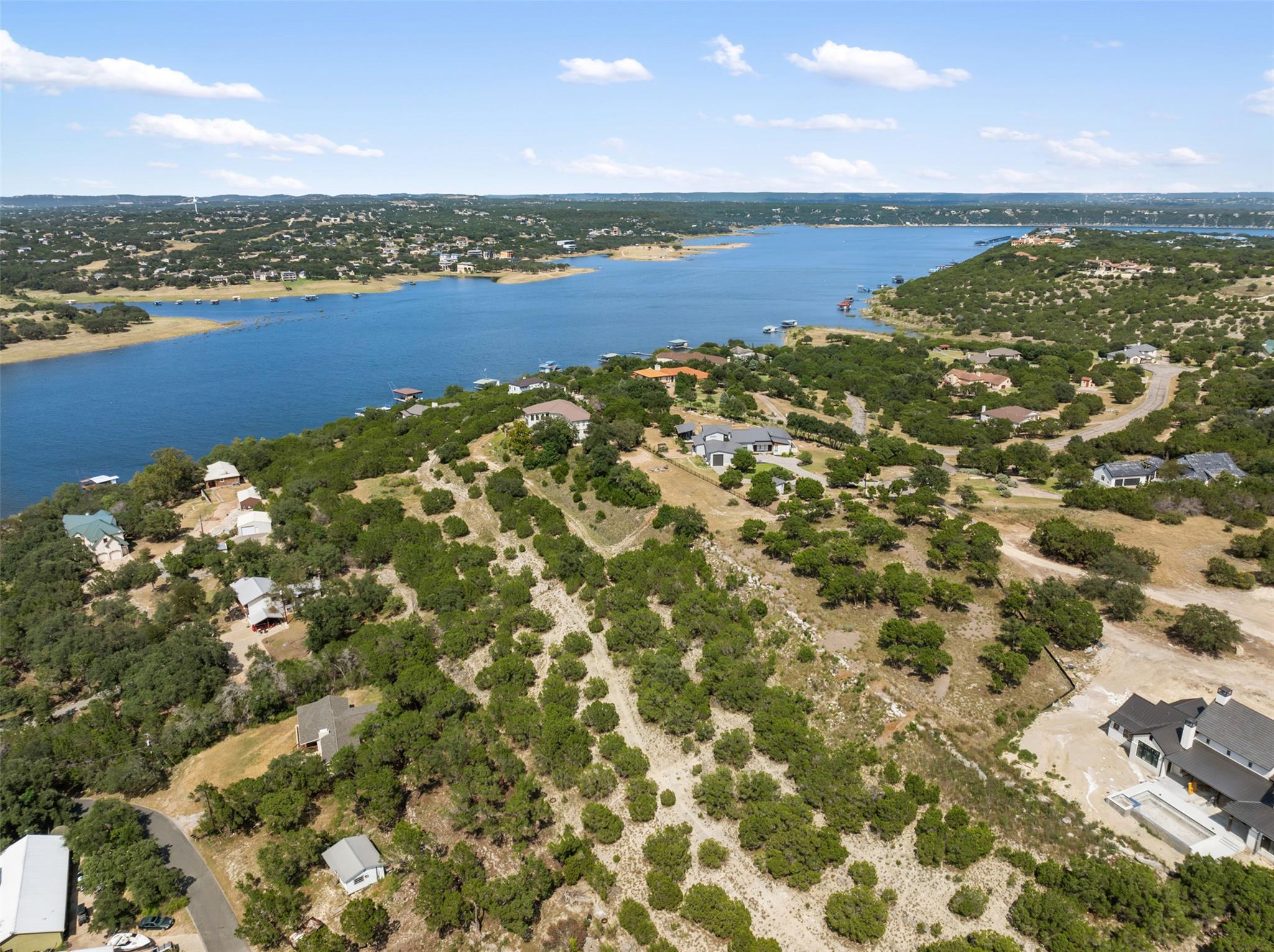 10 Thurman Bluff Dr, Spicewood, TX 78669